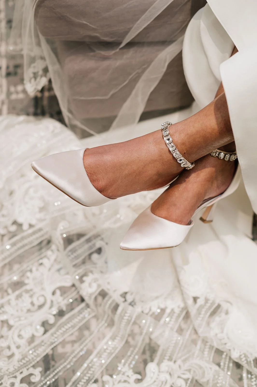 39 edgbaston park hotel birmingham wedding photographer.jpg