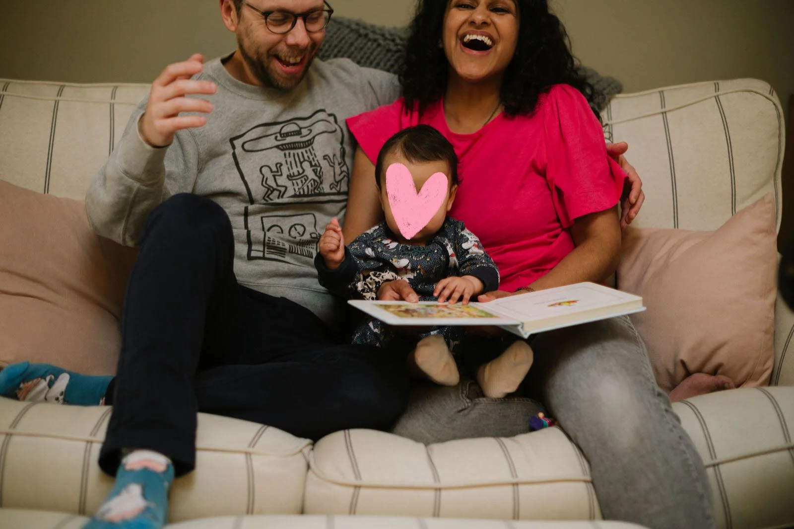 235 relaxed family photos at home by Maya .jpg