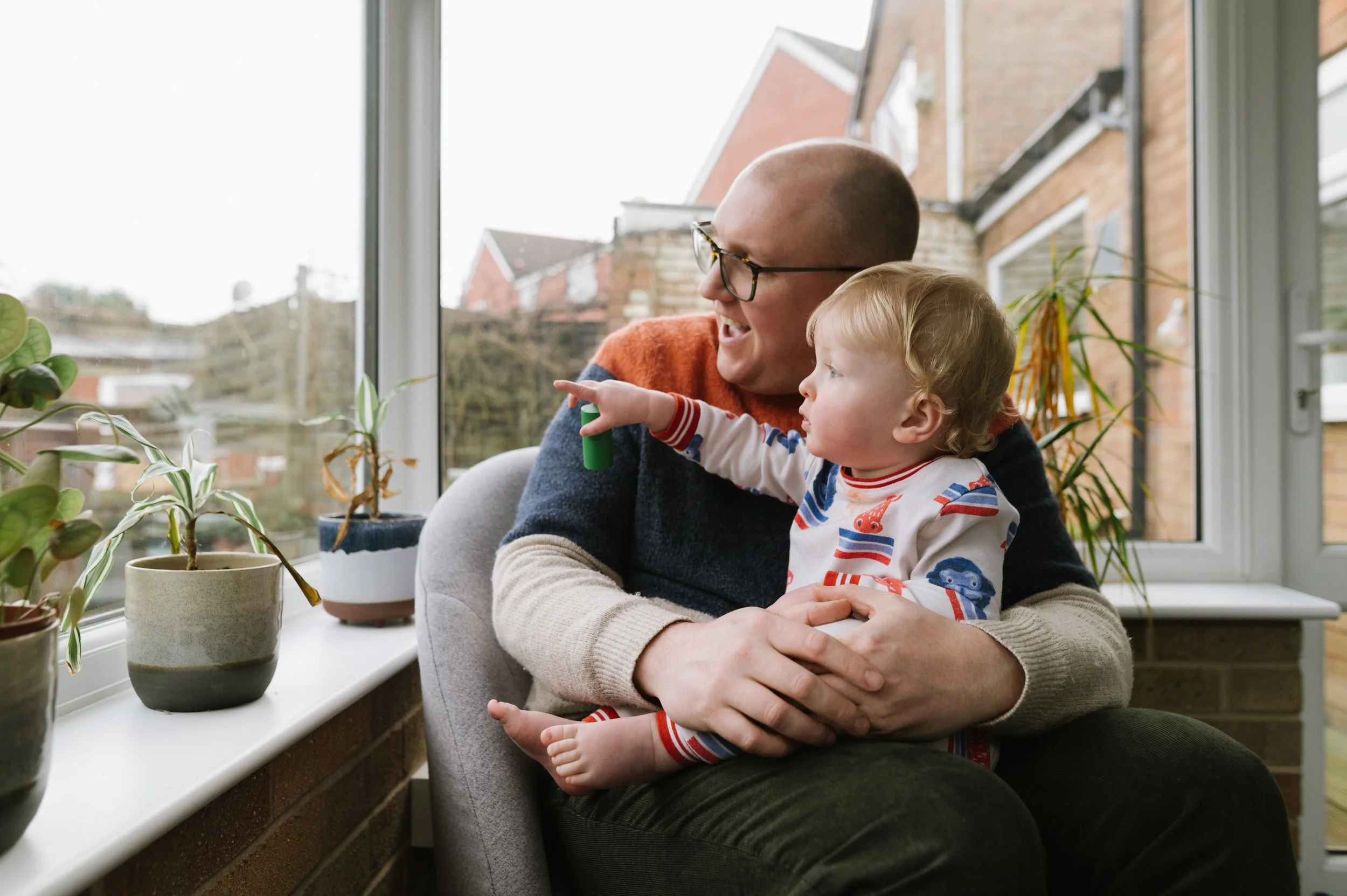 4 birmingham family photogrpher at home.jpg