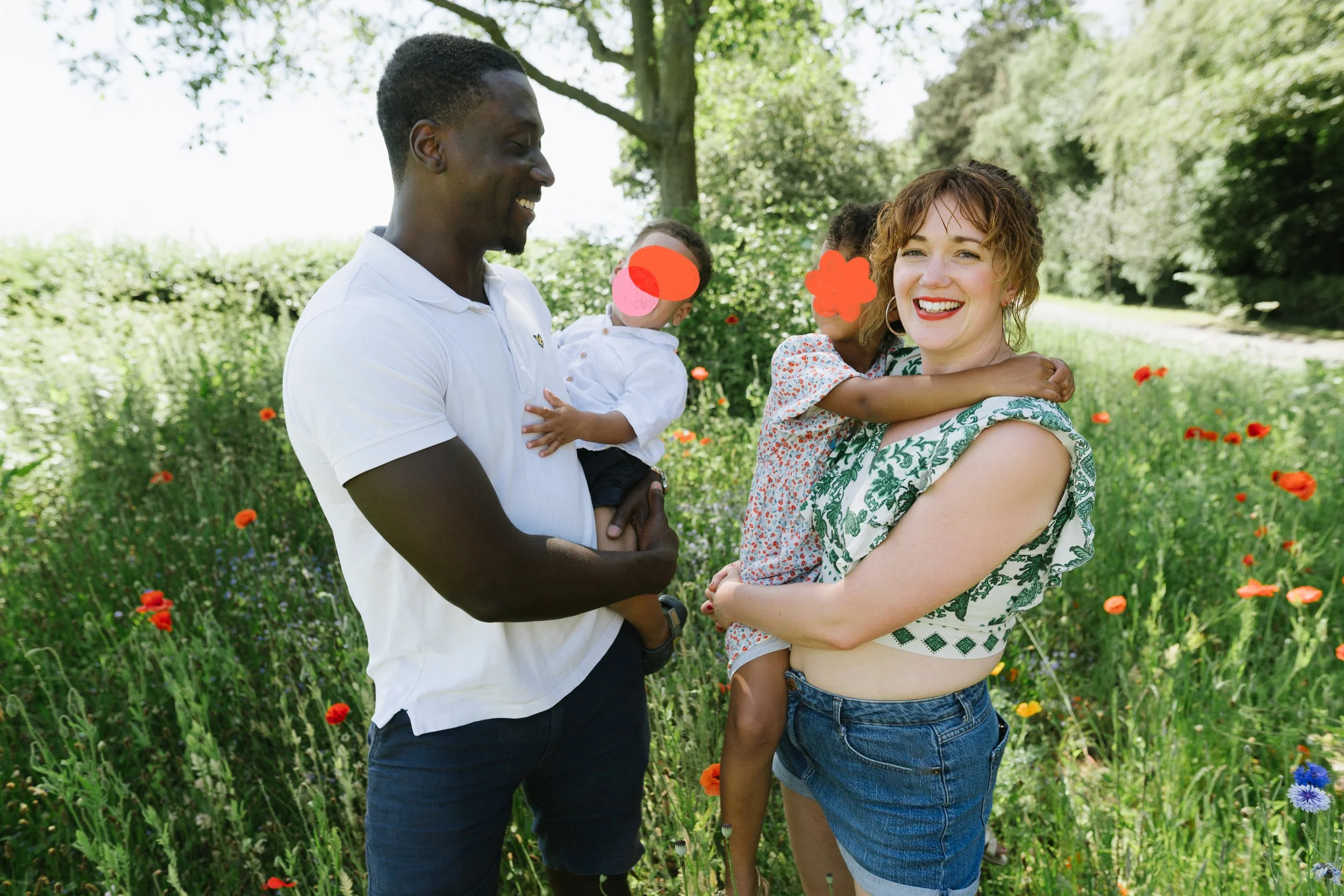 Summer family photos in the wildflowers 
