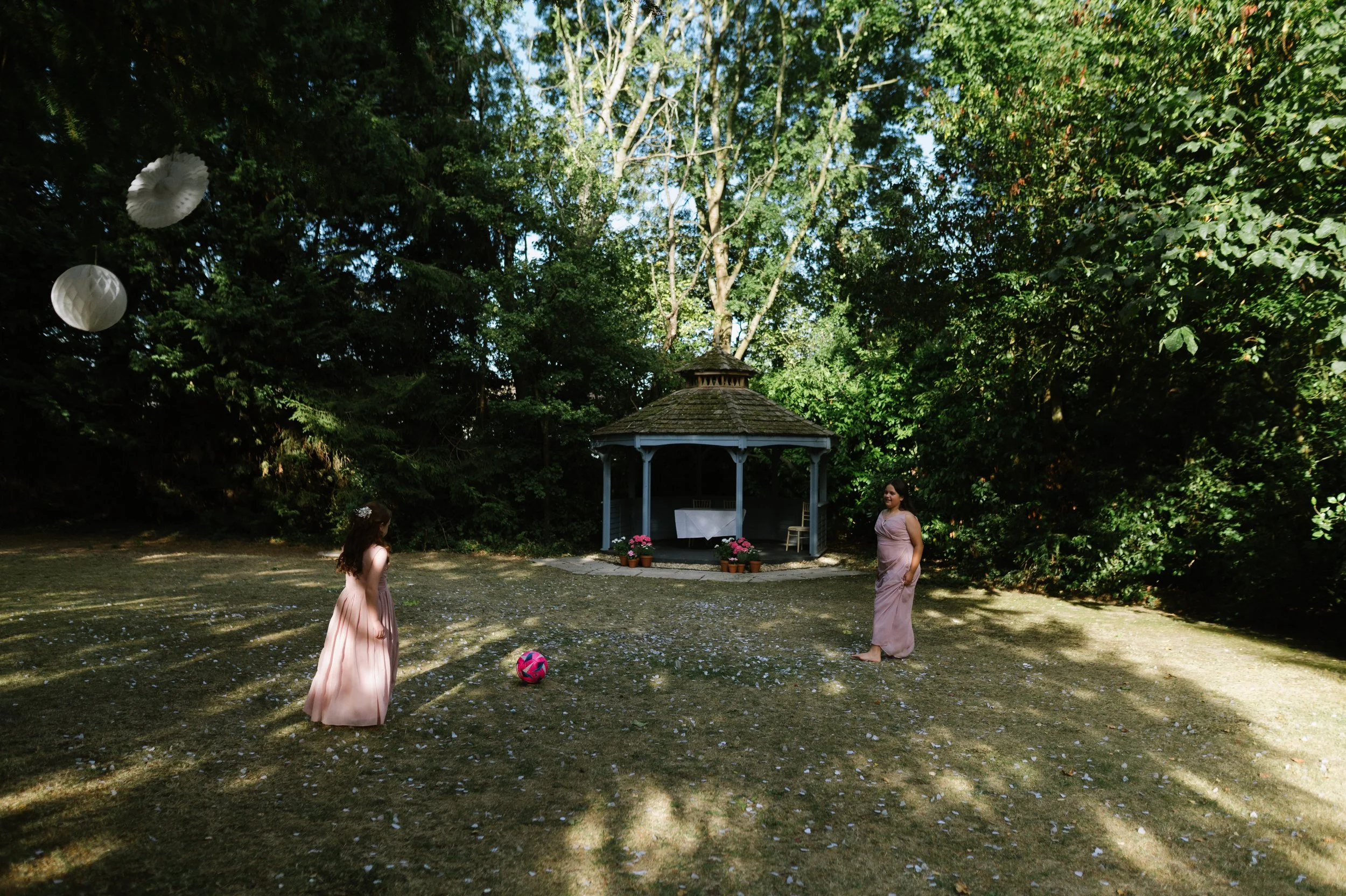13 a fun wedding tip redditch photographer.jpg