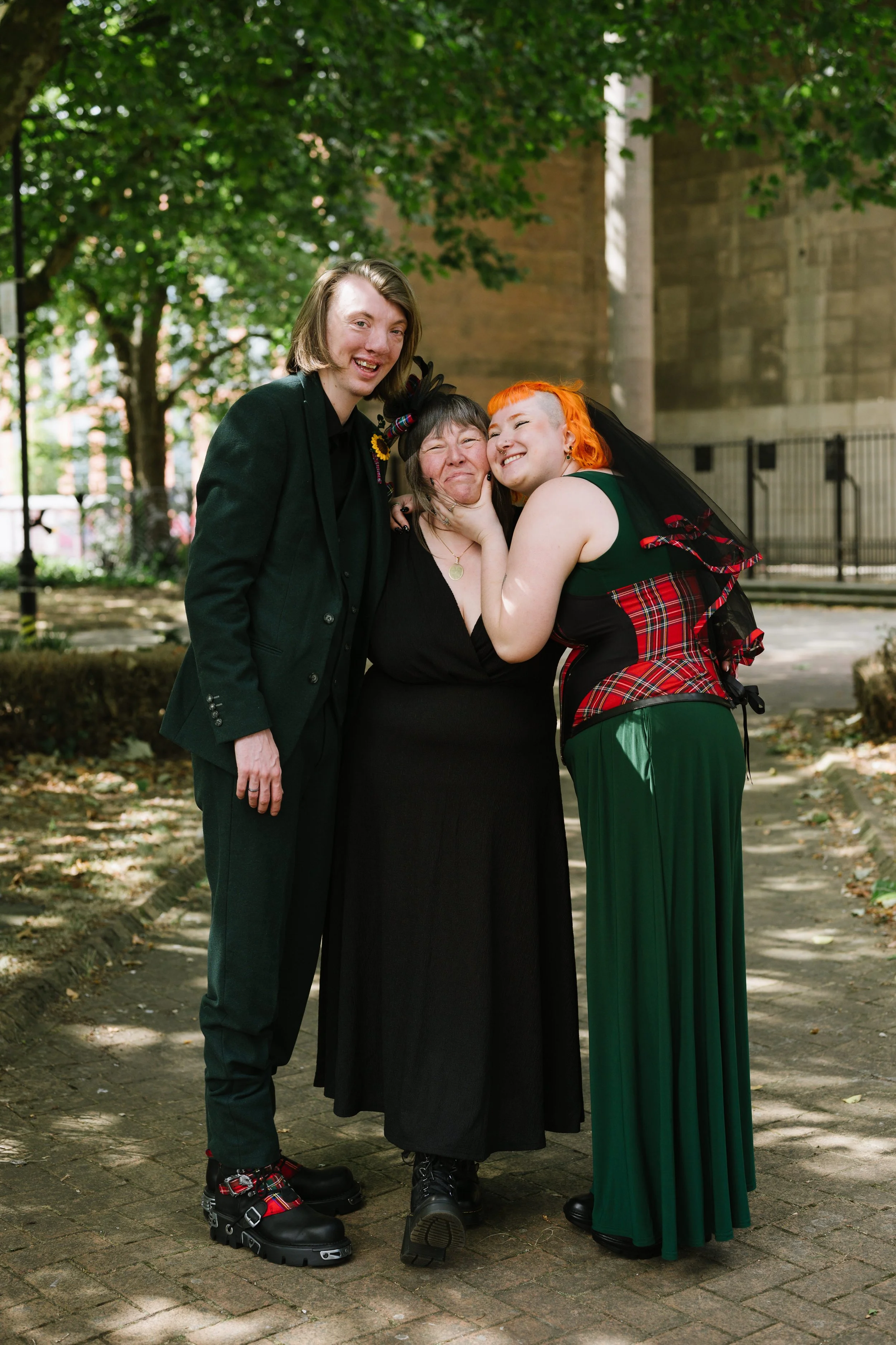 7 relaxed candid wedding photogrpaher birmingham.jpg