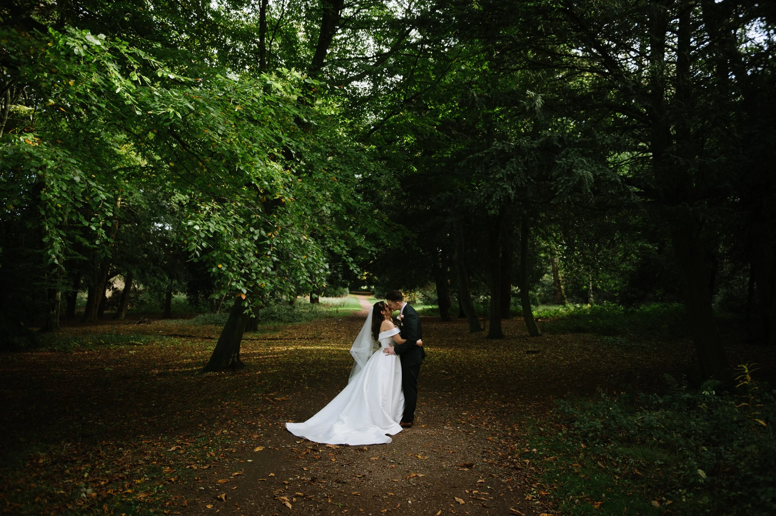 Wortley hall Sheffield wedding photographer.jpg
