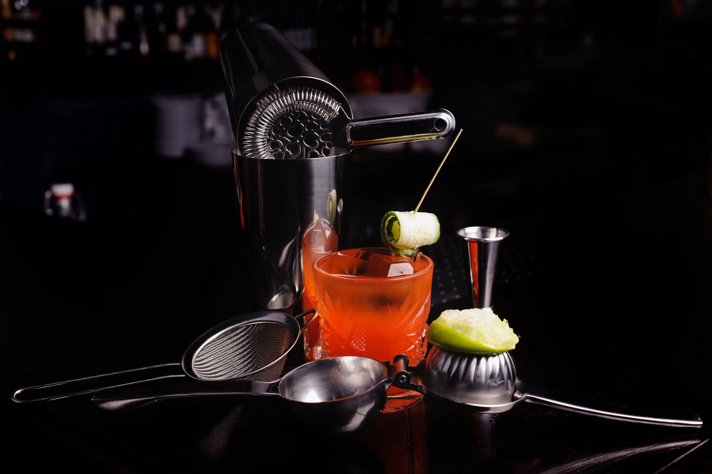 Cocktail making set image.jpg