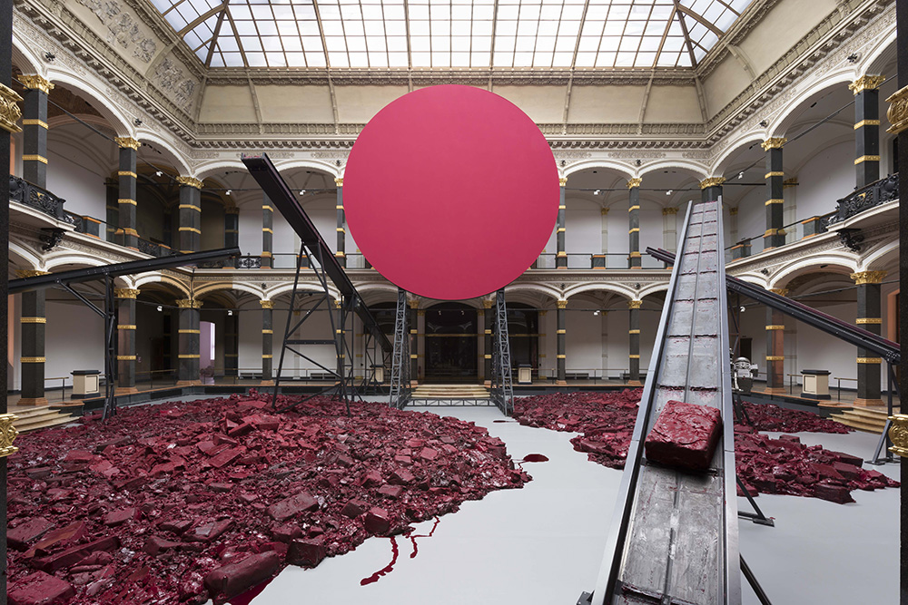 Luis-Benshimol-Anish-Kapoor-en-Mexico.jpg