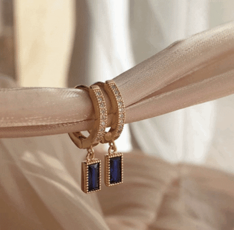 giphy (23).gif