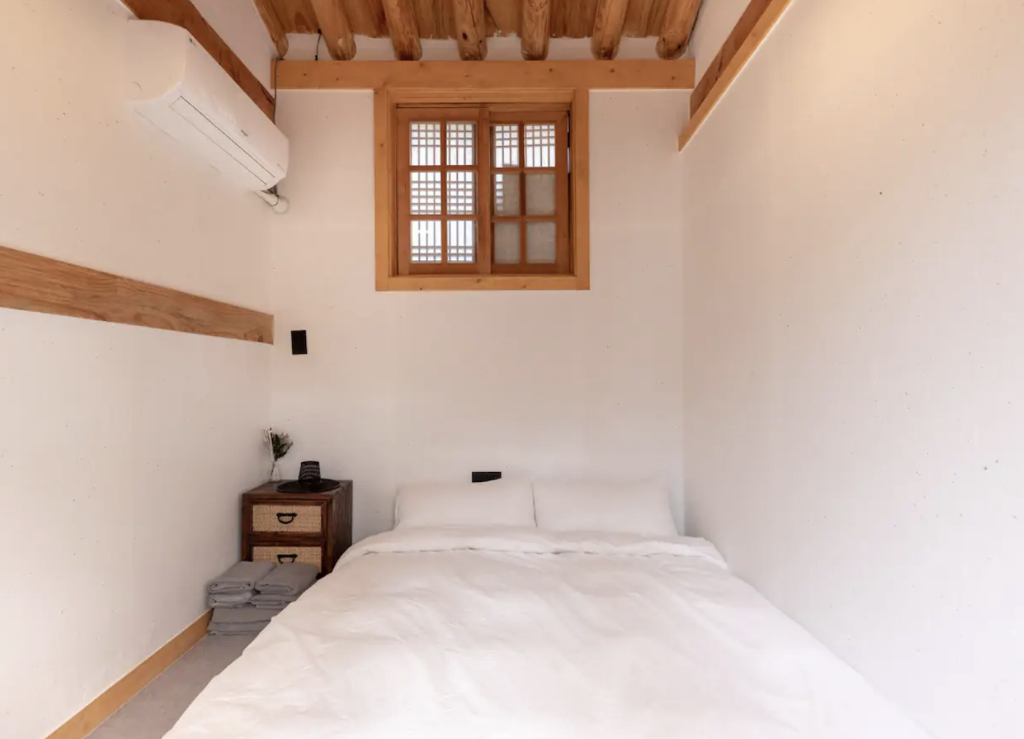 Bedroom (Copy)