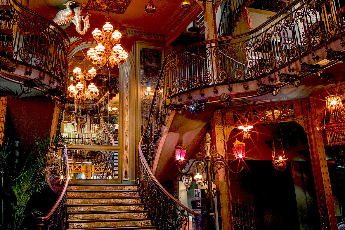 Pachamama Paris stairwell