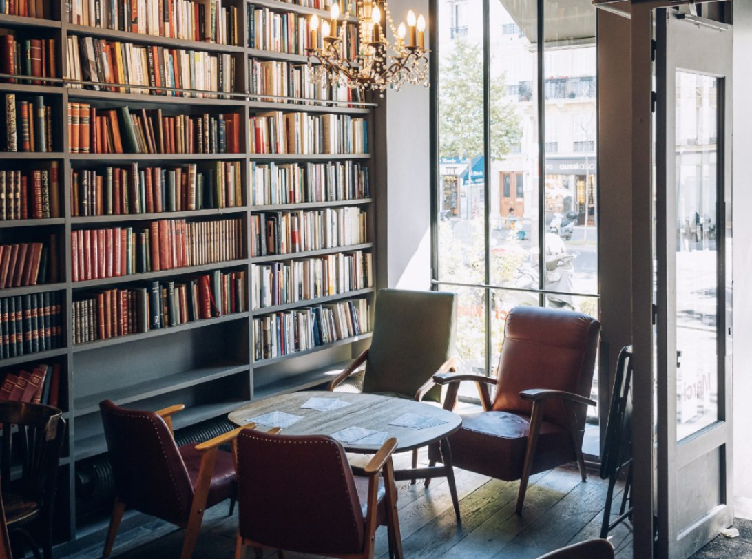 Merci Used Book Café working area