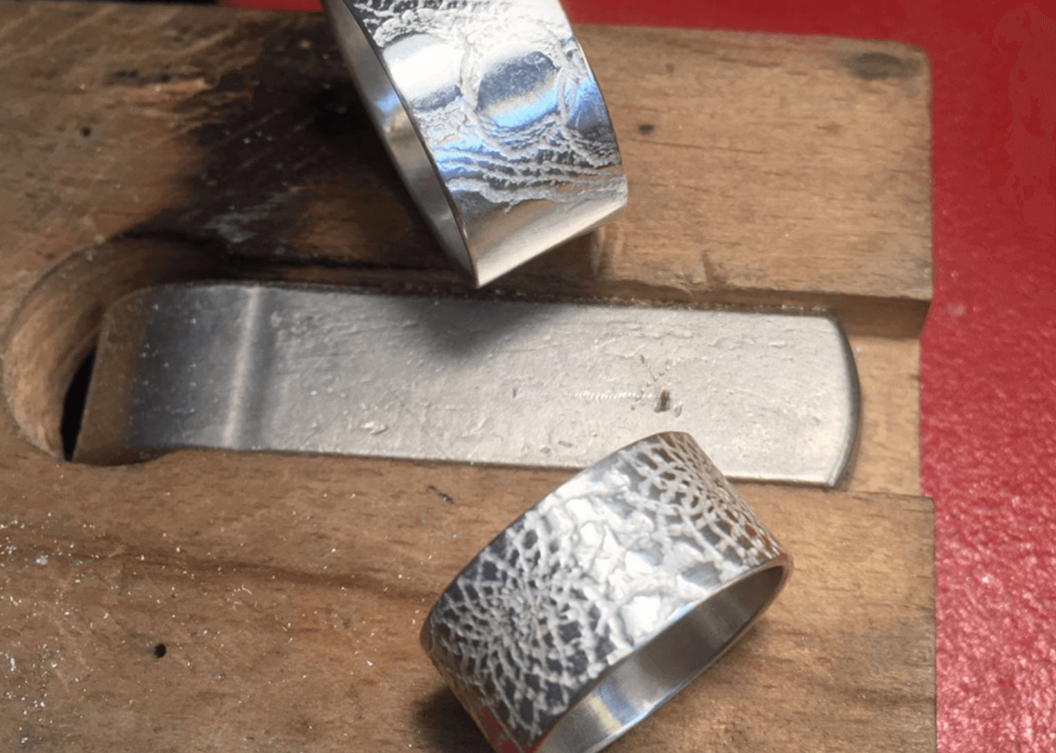 Make a textured piece of jewelry