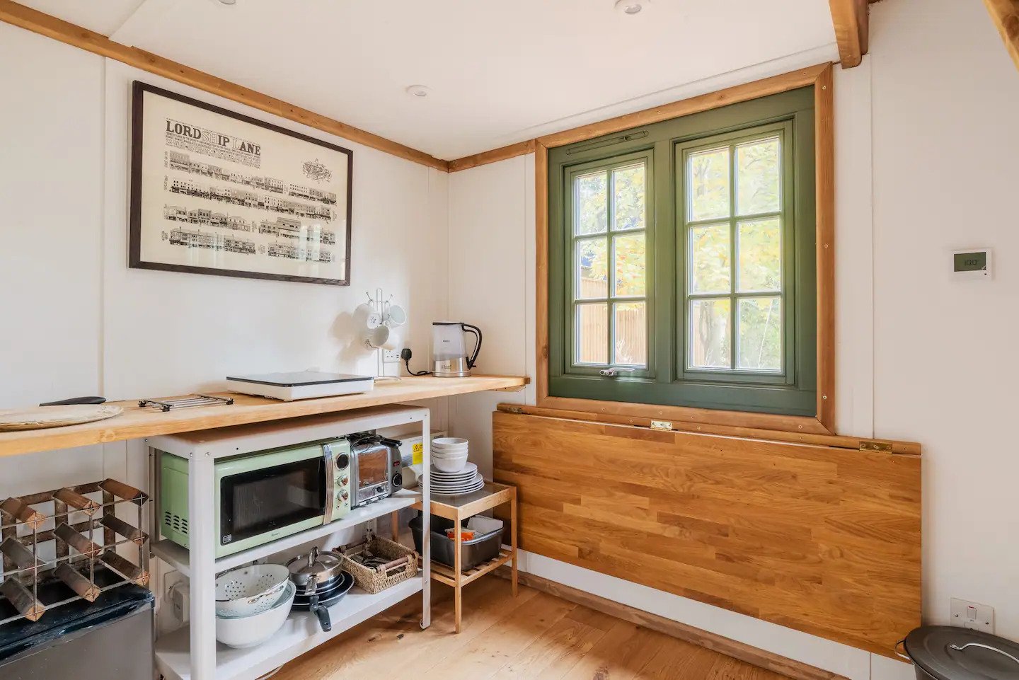 Tiny House Hideaway kitchen.jpg