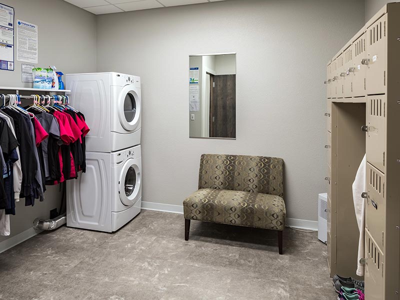 interior-32web.jpg