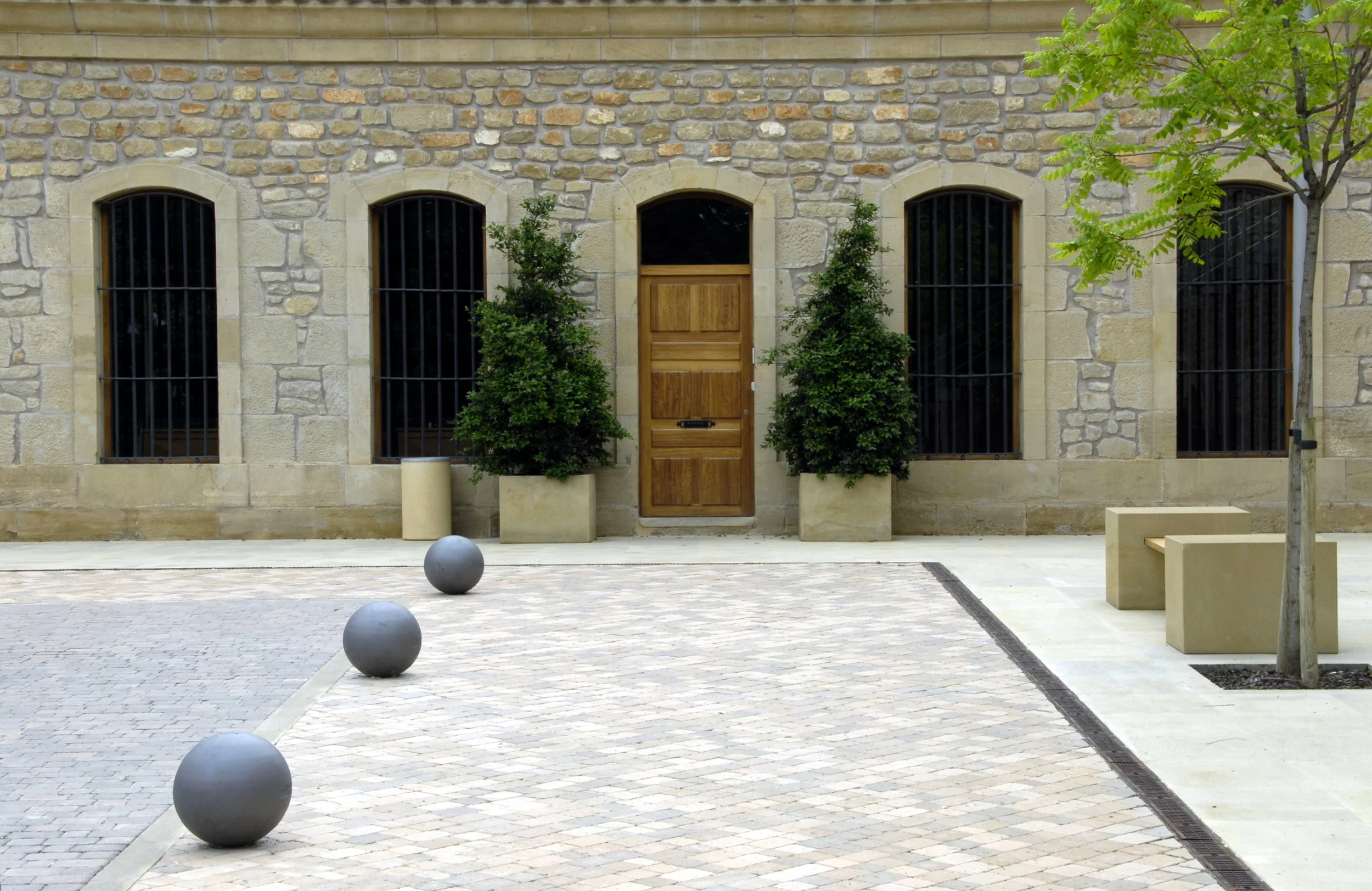 Bodegas Marqués de Riscal 2006 1.JPG