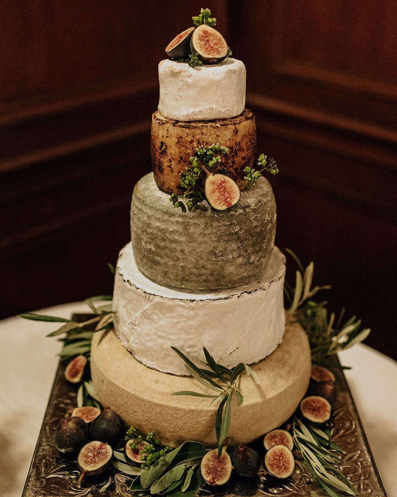 Make traditions your own!  This couple wanted to do a &ldquo;cake cutting&rdquo; but LOVES cheese, so we got a cheese cake!  And yes, it then got served to guests!

Planning  @pinkbowtienyc
Ceremony  @stpatrickscathedral
Reception  @newyorkac
Photo  
