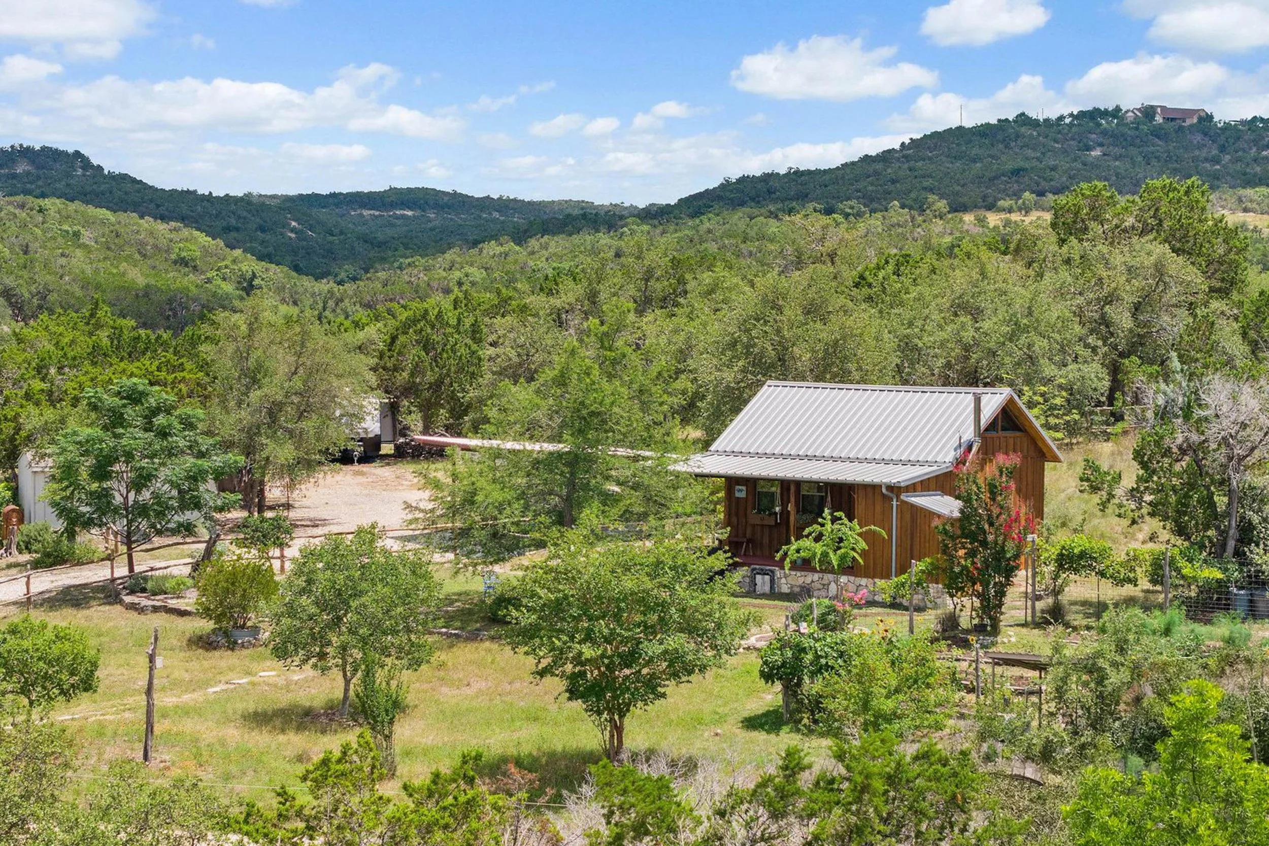 2822 STAGECOACH RANCH ROAD | Hays County