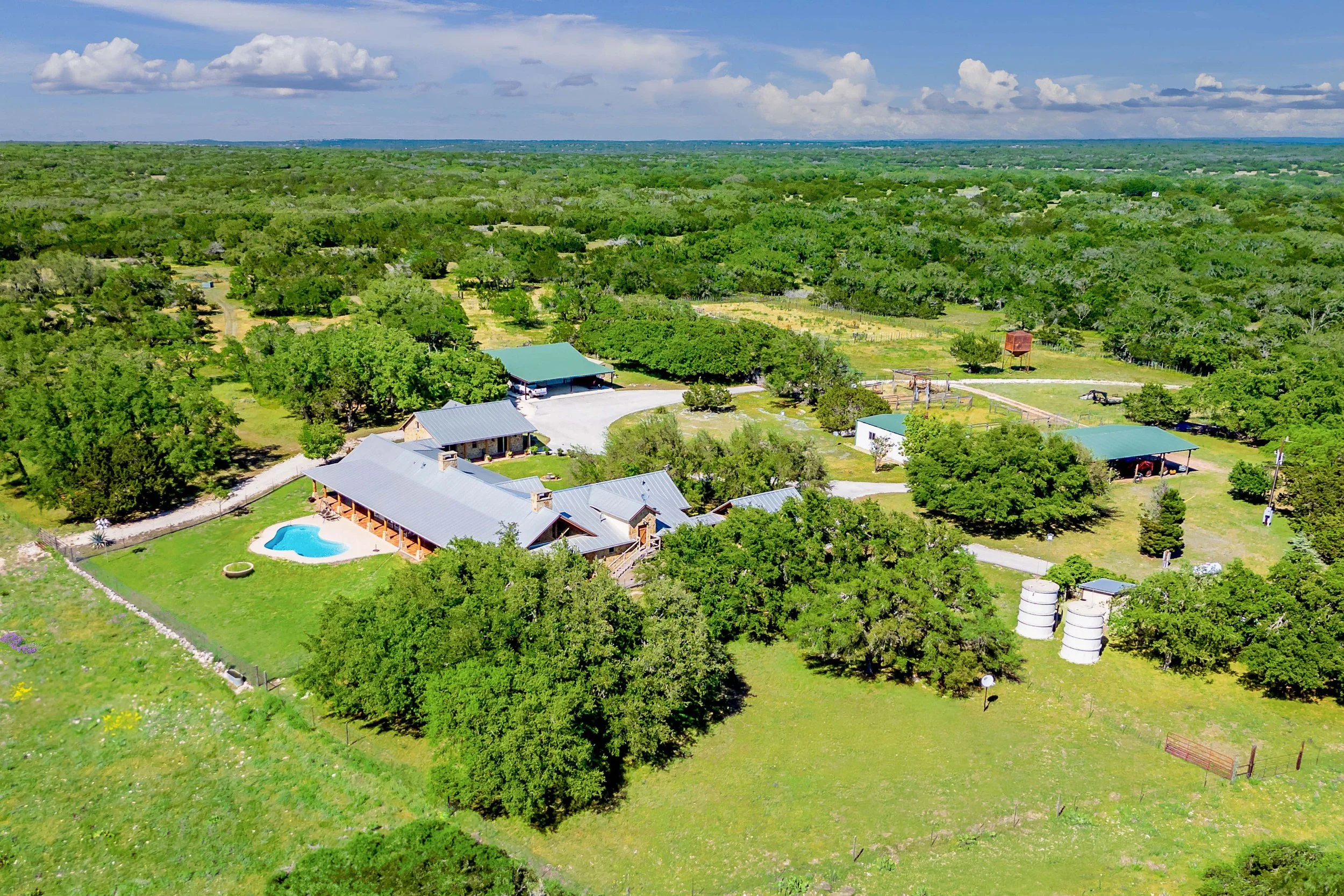 AXIS KNOLL RANCH | Kimble County