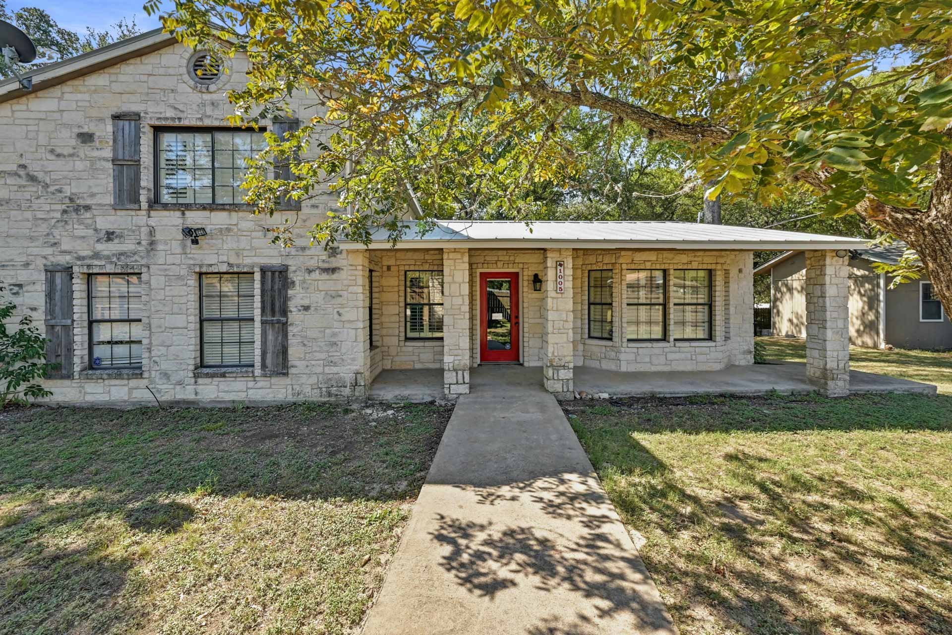 1005 4TH STREET | Gillespie County