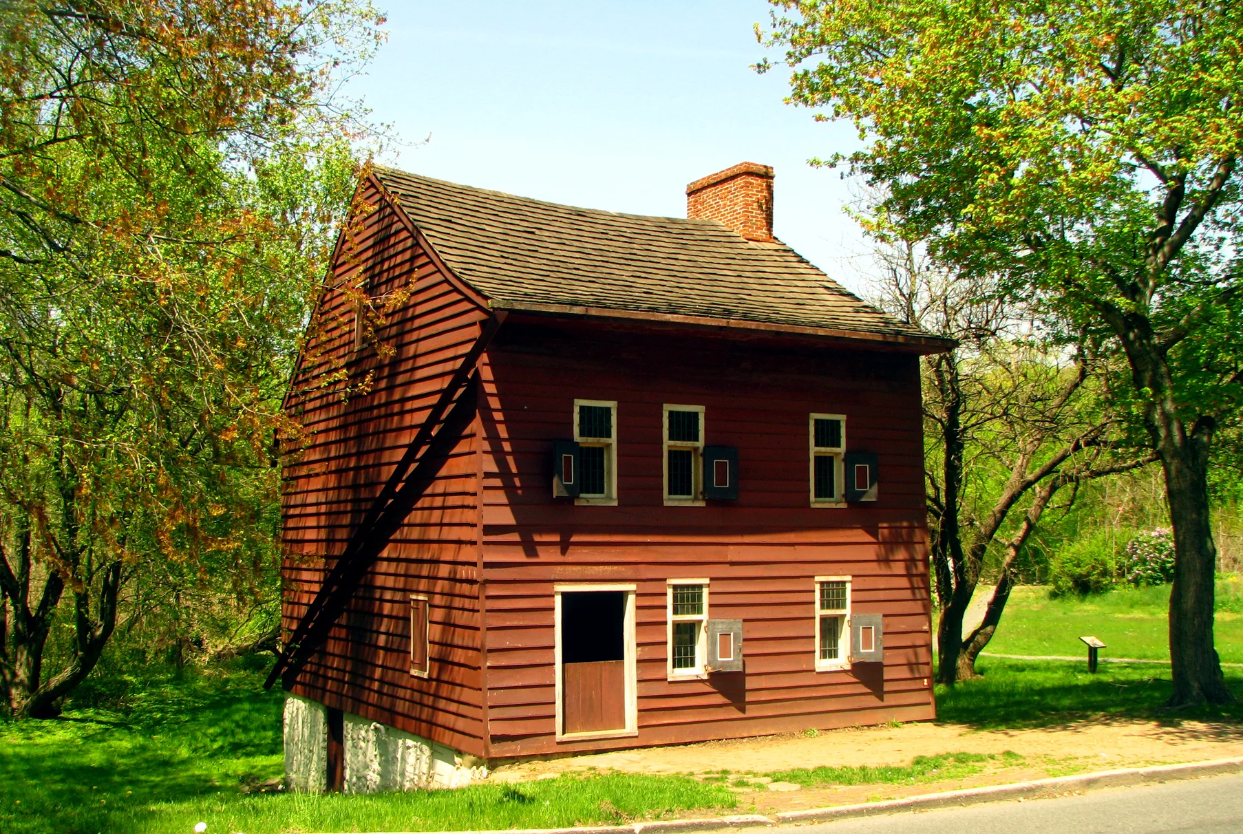 Vorlezer House The oldest school in the US.jpg