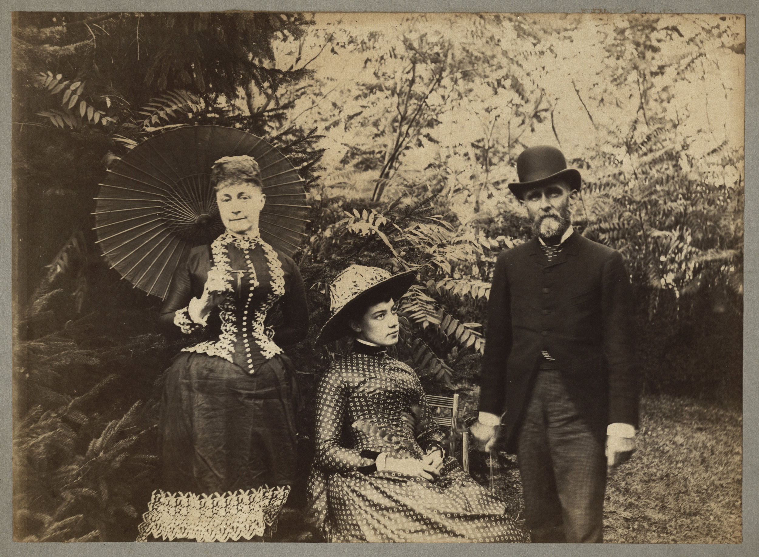 Alice Austen with her Aunt Minn and Uncle Oswald, 1884.