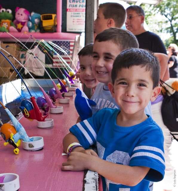 RC Fair © Lois Segman 2009-09-13_403569 three little fishing boys (1).jpg