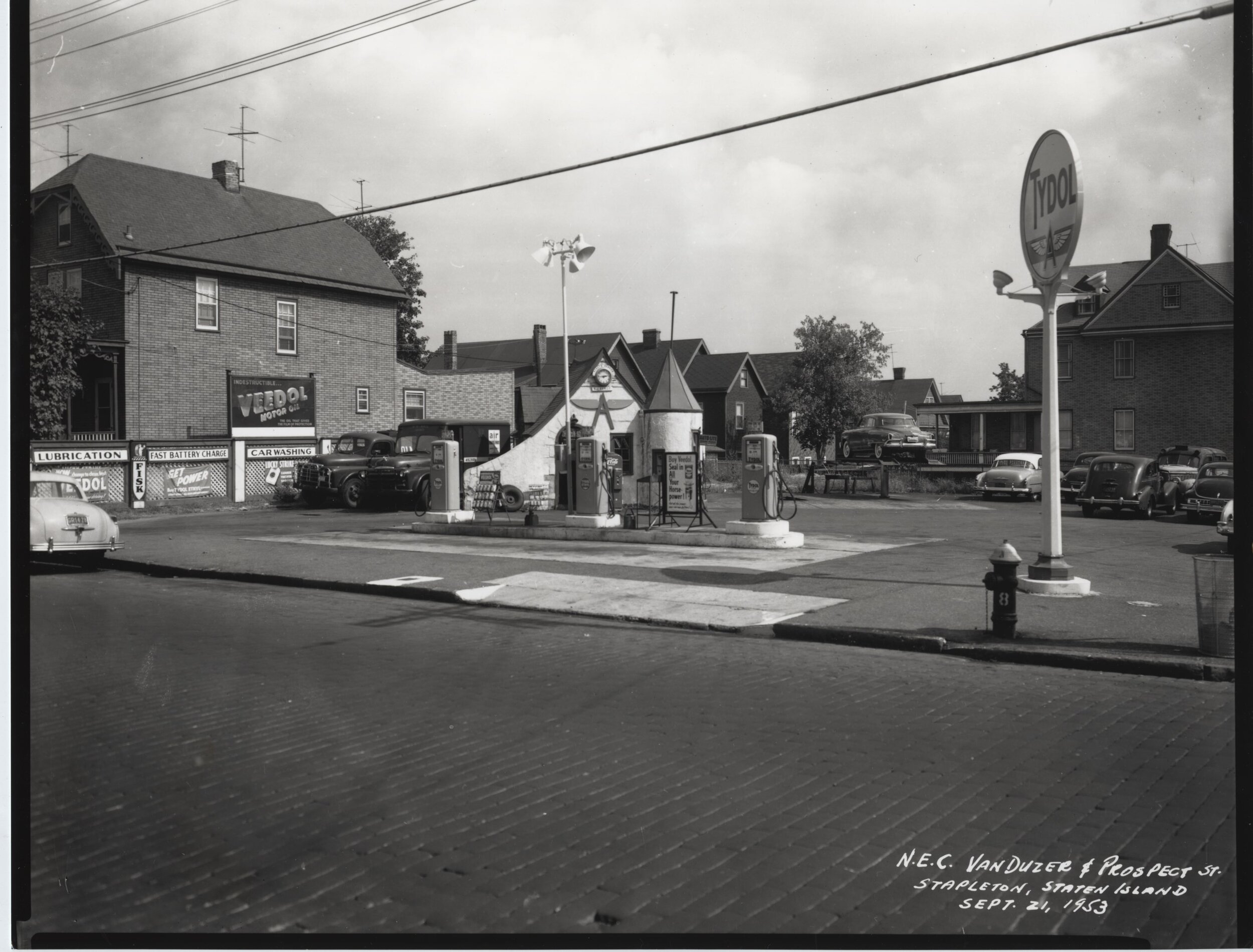 Tydol Flying A gas station, photo by Herbert A. Flamm, September 21, 1953.  (Copy)