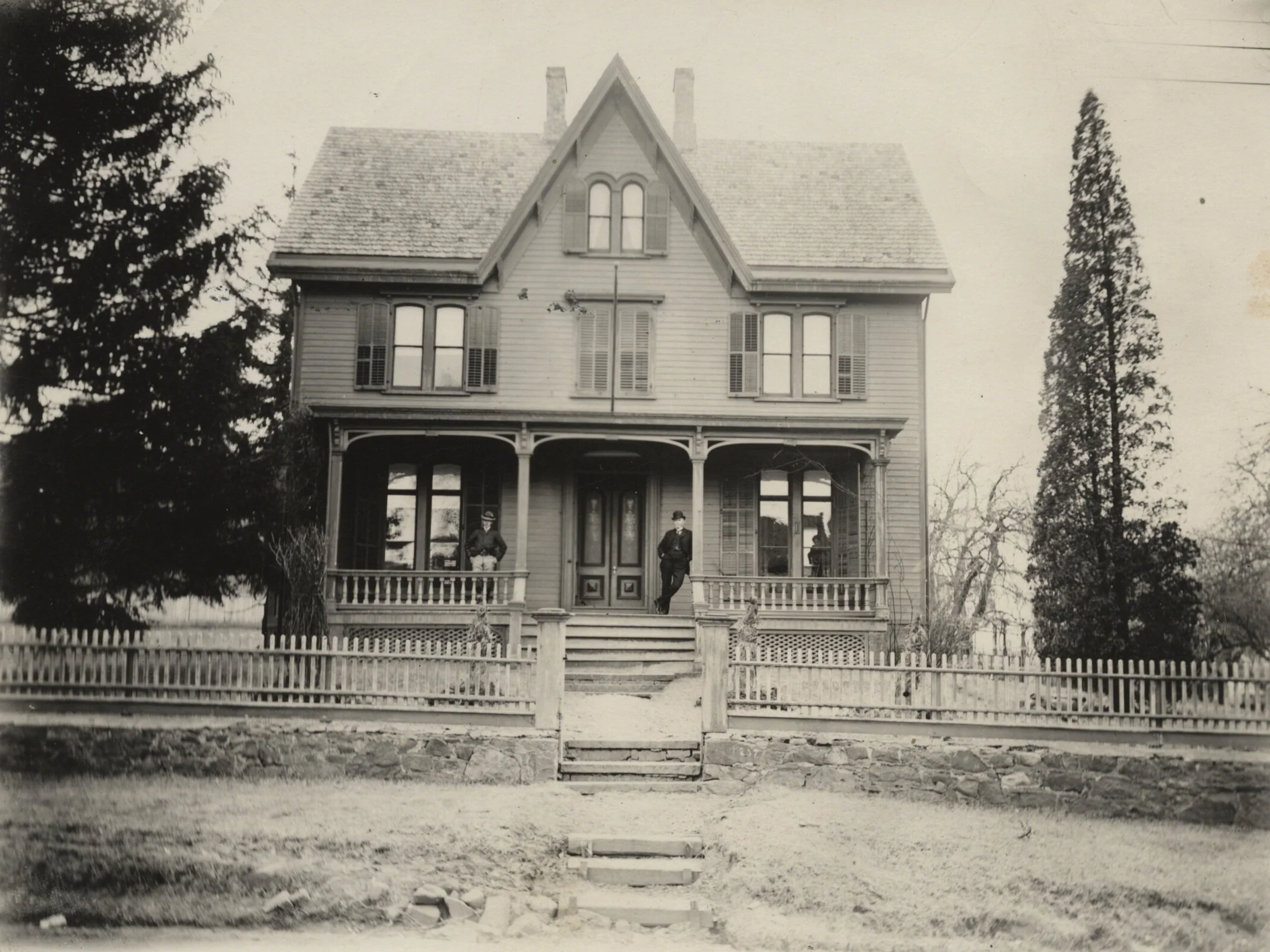 But why pink? Unpacking Preservation and Painting of Historic Houses