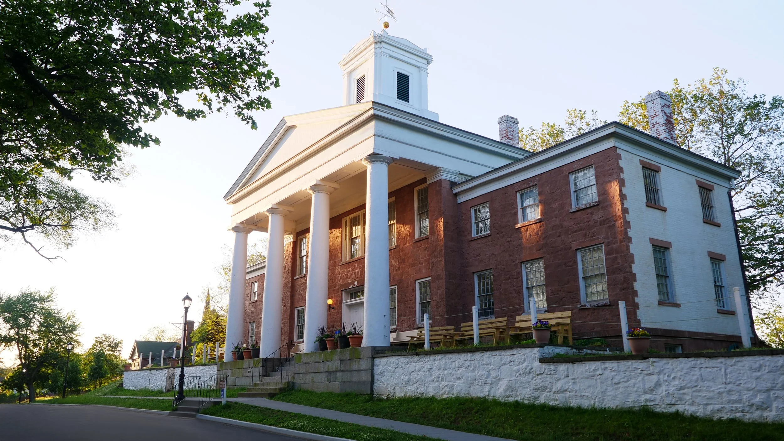 Courthouse.jpg