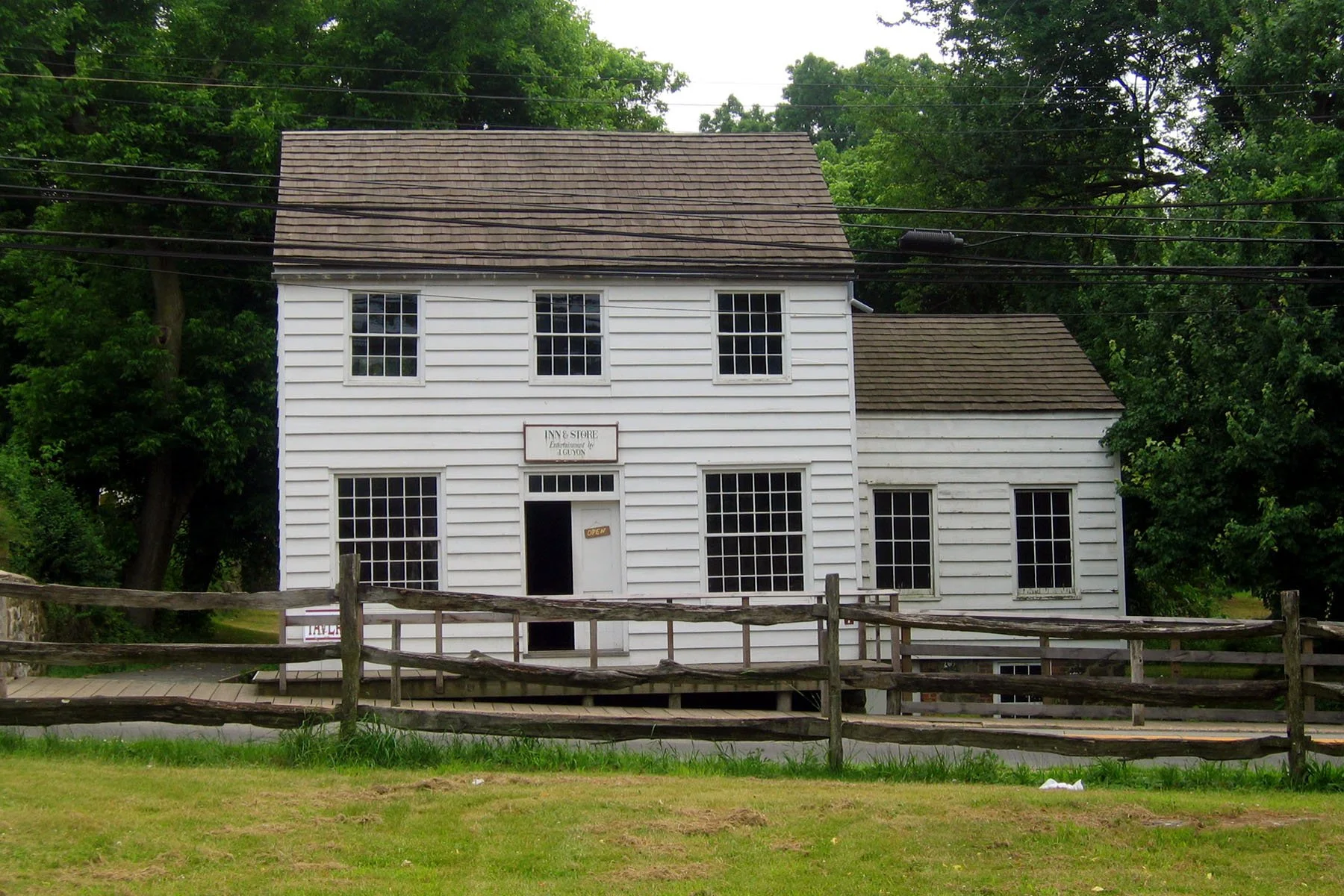 Joseph Guyon's Inn  & Store 6-12-2005 359PM.JPG