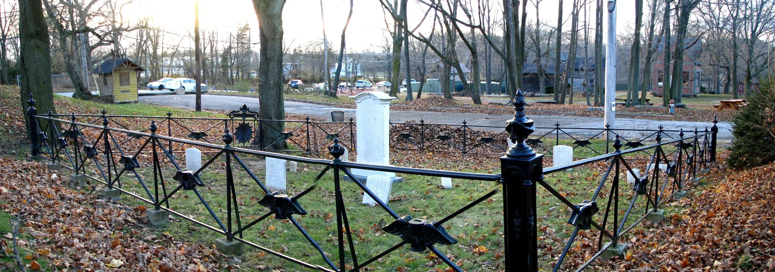 Graveyard+Panoramic+12-8-2008+346PM.jpg