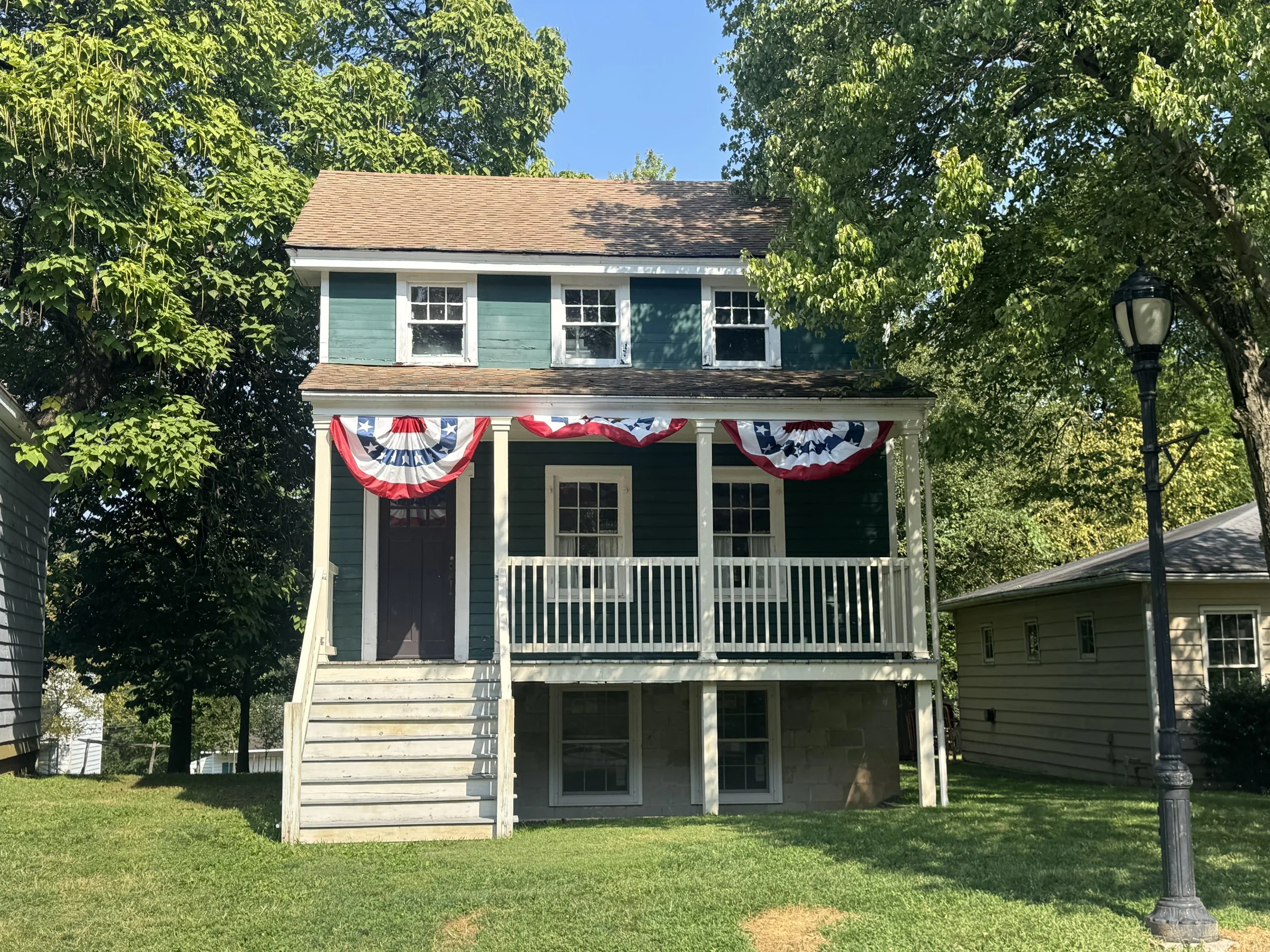 Seaman Cottage.jpg
