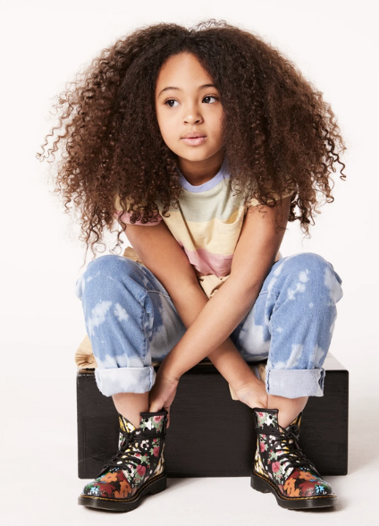 SARAH COCHRAN WARDROBE STYLIST