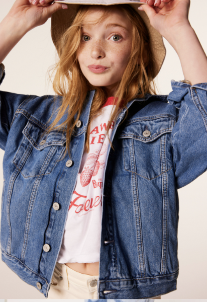 SARAH COCHRAN WARDROBE STYLIST