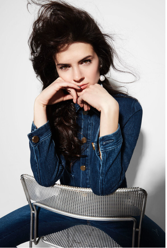 SARAH COCHRAN WARDROBE STYLIST