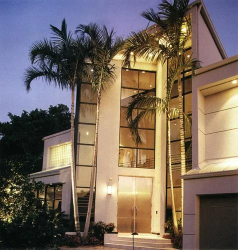 1998.06_entrance (wecompress.com).jpg