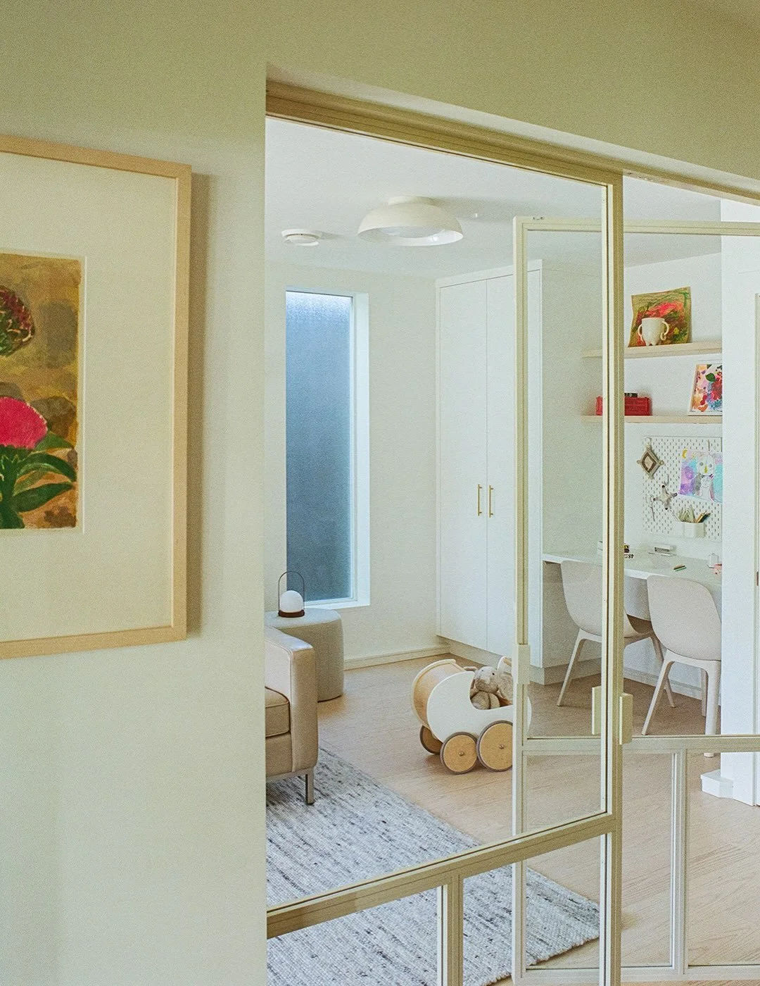 The redesign of this Oak Bay home blends modern elegance with lighthearted character. The design brief included three key objectives: to increase the flow of light throughout the home, to introduce tailored storage solutions, and to create dedicated 