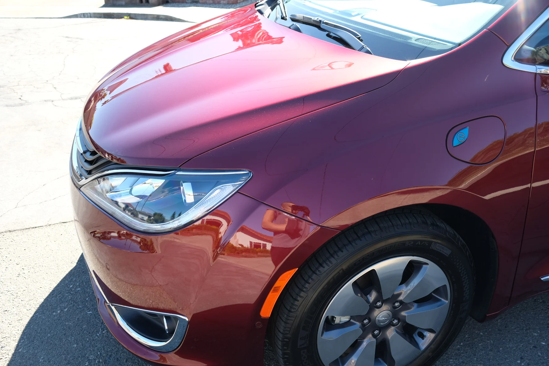 2017 Chrysler Pacifica (Red)