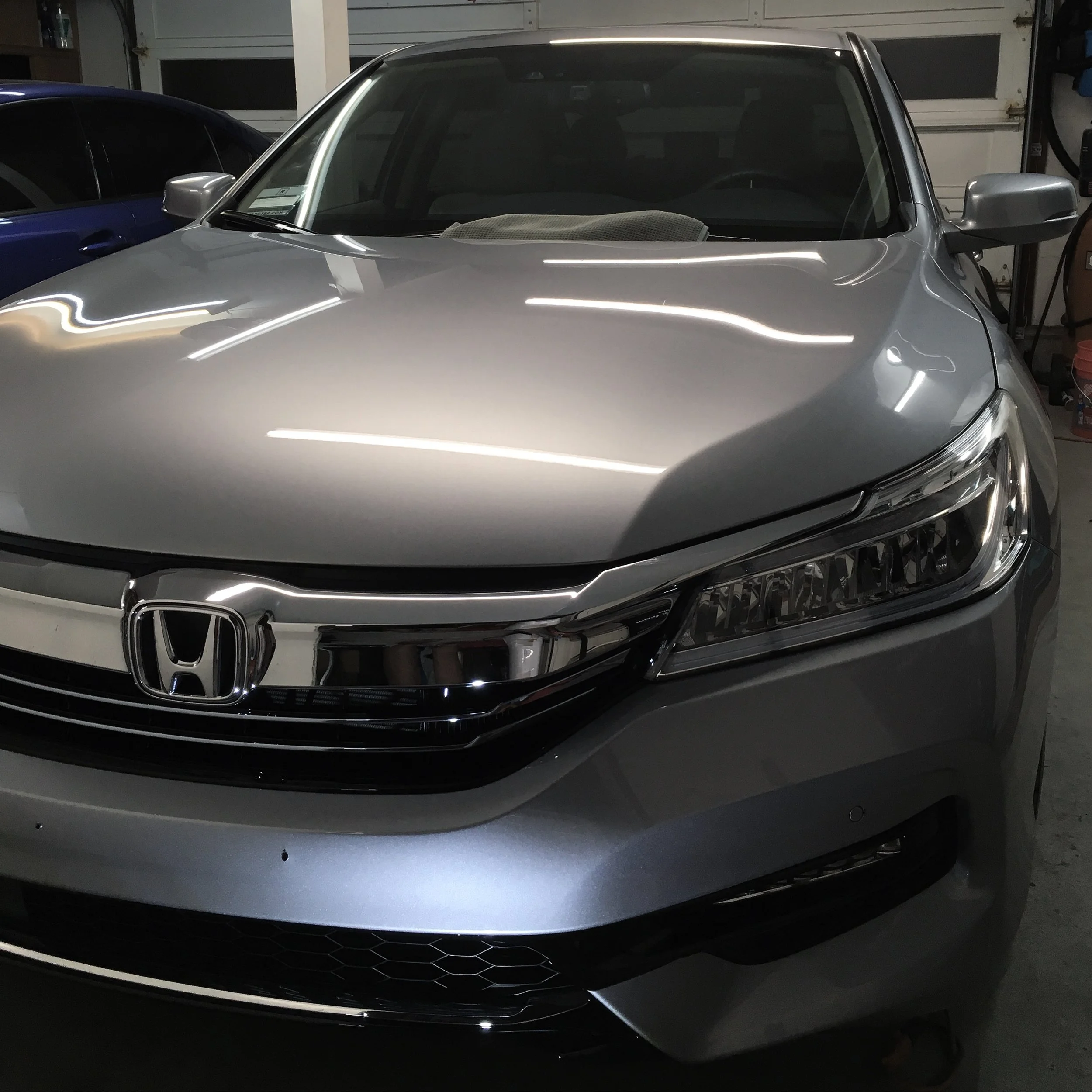 2017 Honda Accord (Alabaster Silver Metallic)