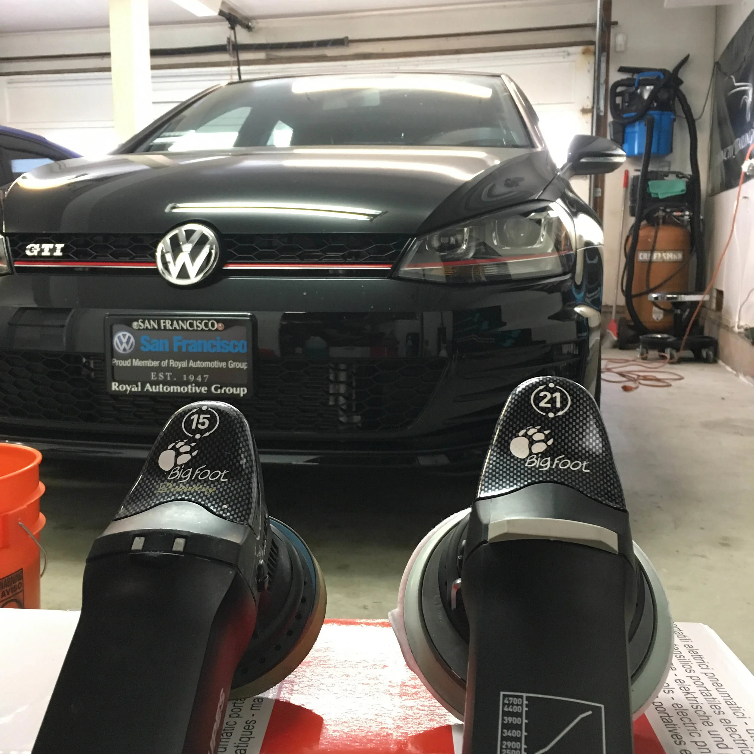 2016 Volkswagen GTI (Carbon Steel Metallic)
