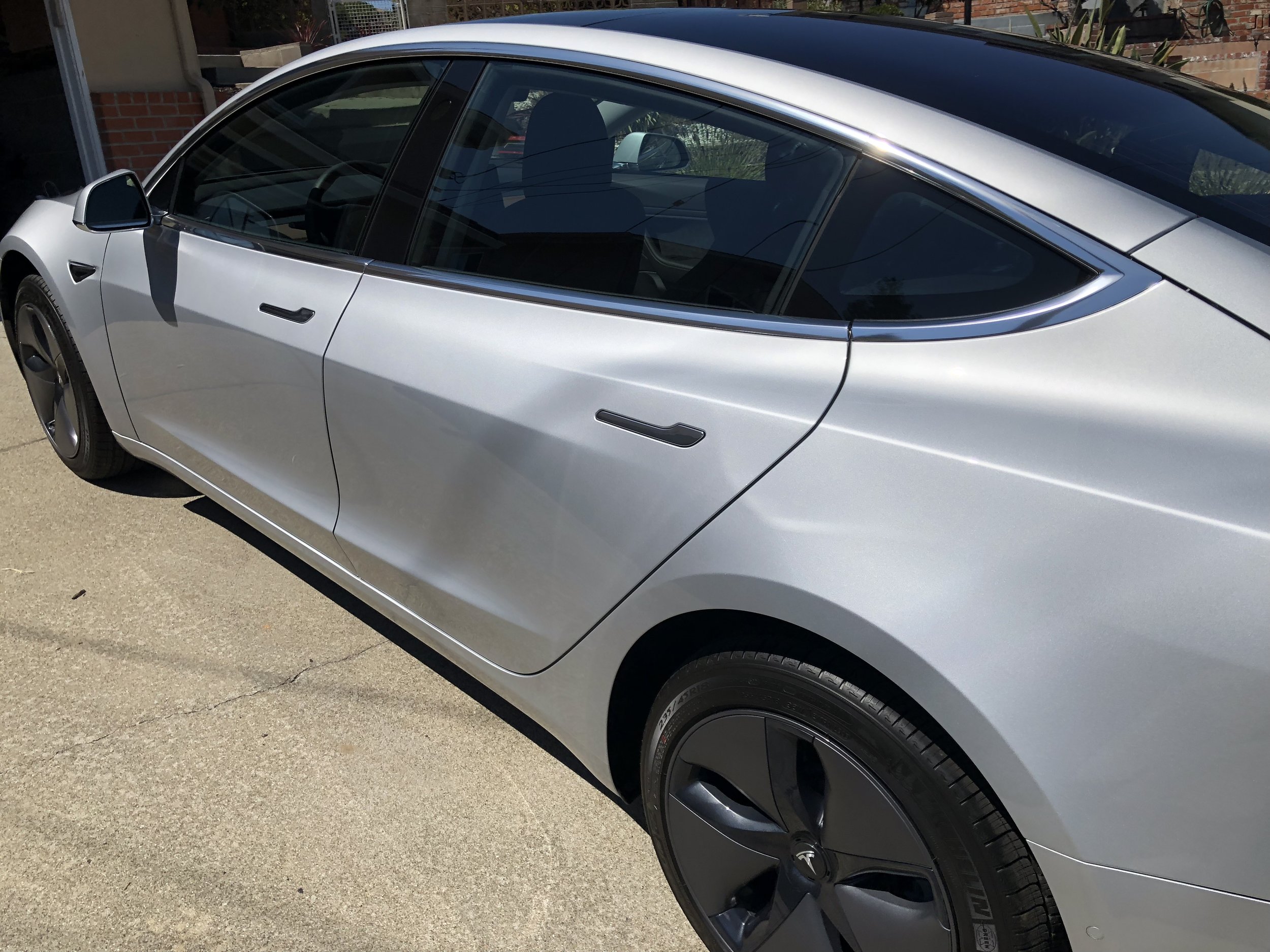 2018 Tesla Model 3 (Silver)