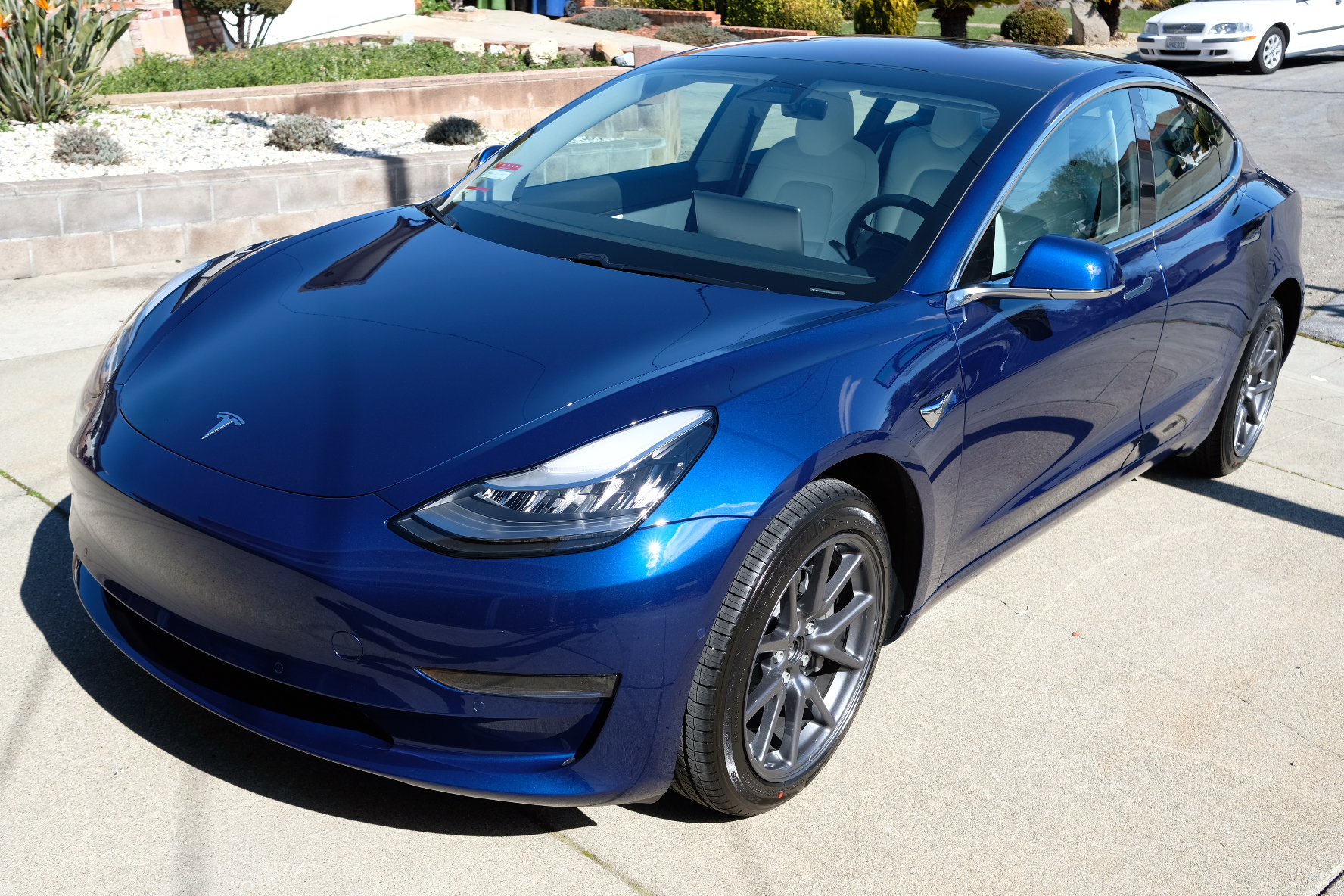 2019 Tesla Model 3 (Deep Blue Metallic) — DETAILERSHIP™