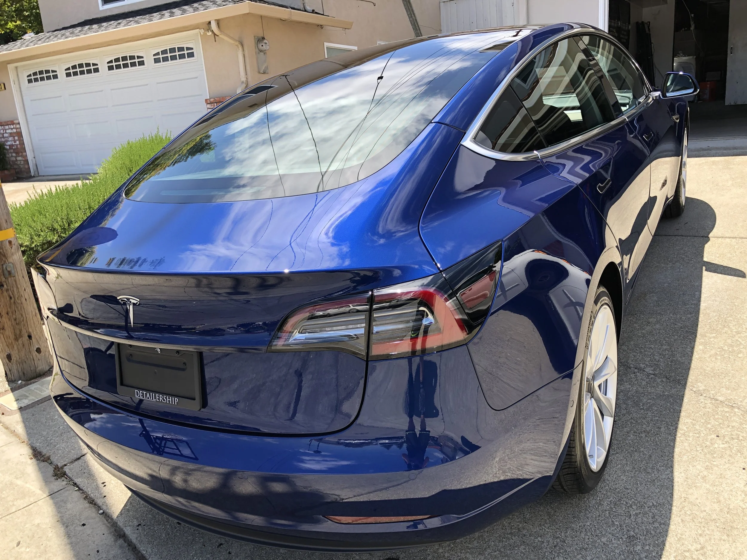 2019 Tesla Model 3 (Blue Metallic)