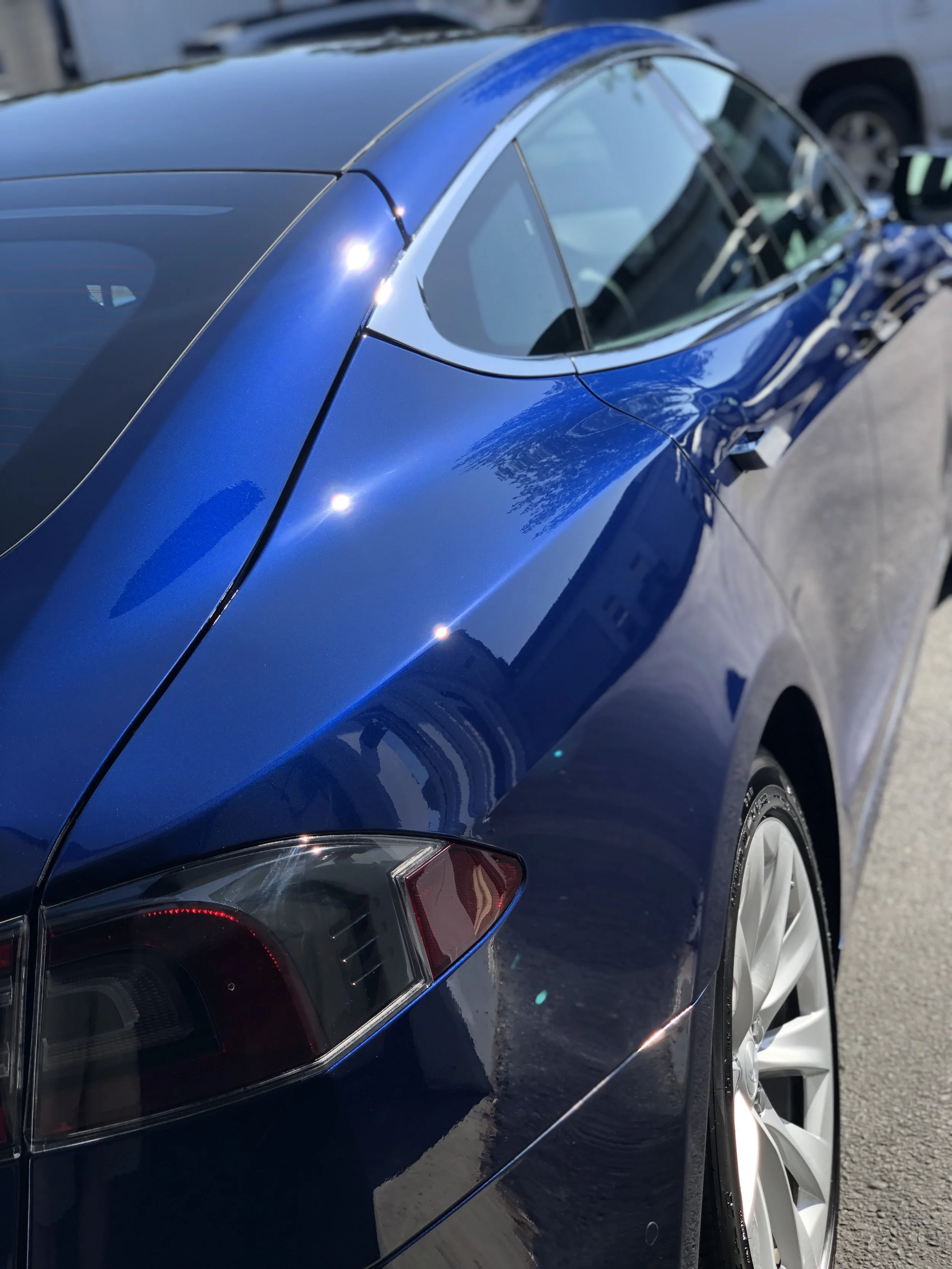 2018 Tesla Model S (Blue Metallic)
