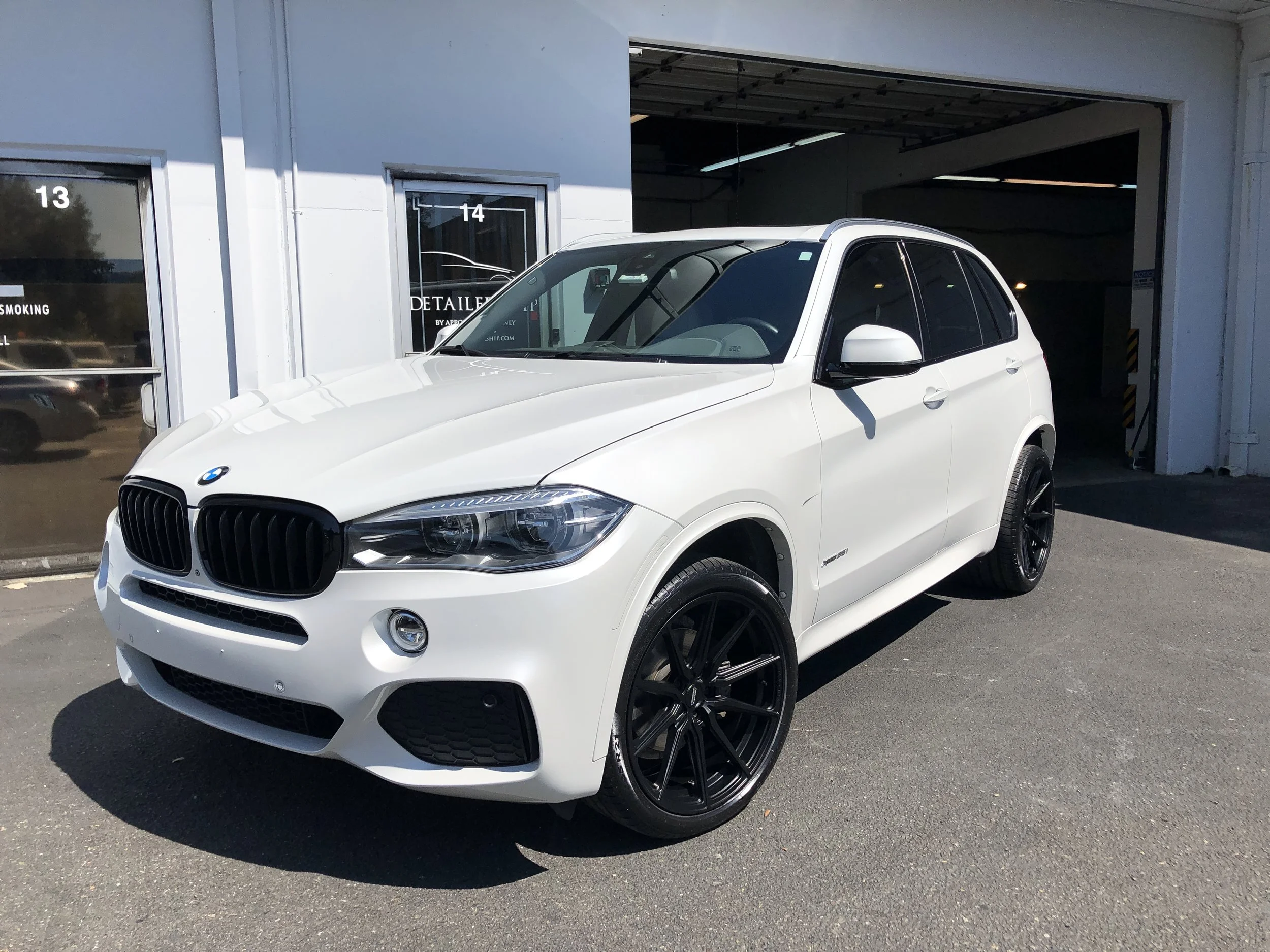 2016 BMW X5 (Mineral White) — DETAILERSHIP™