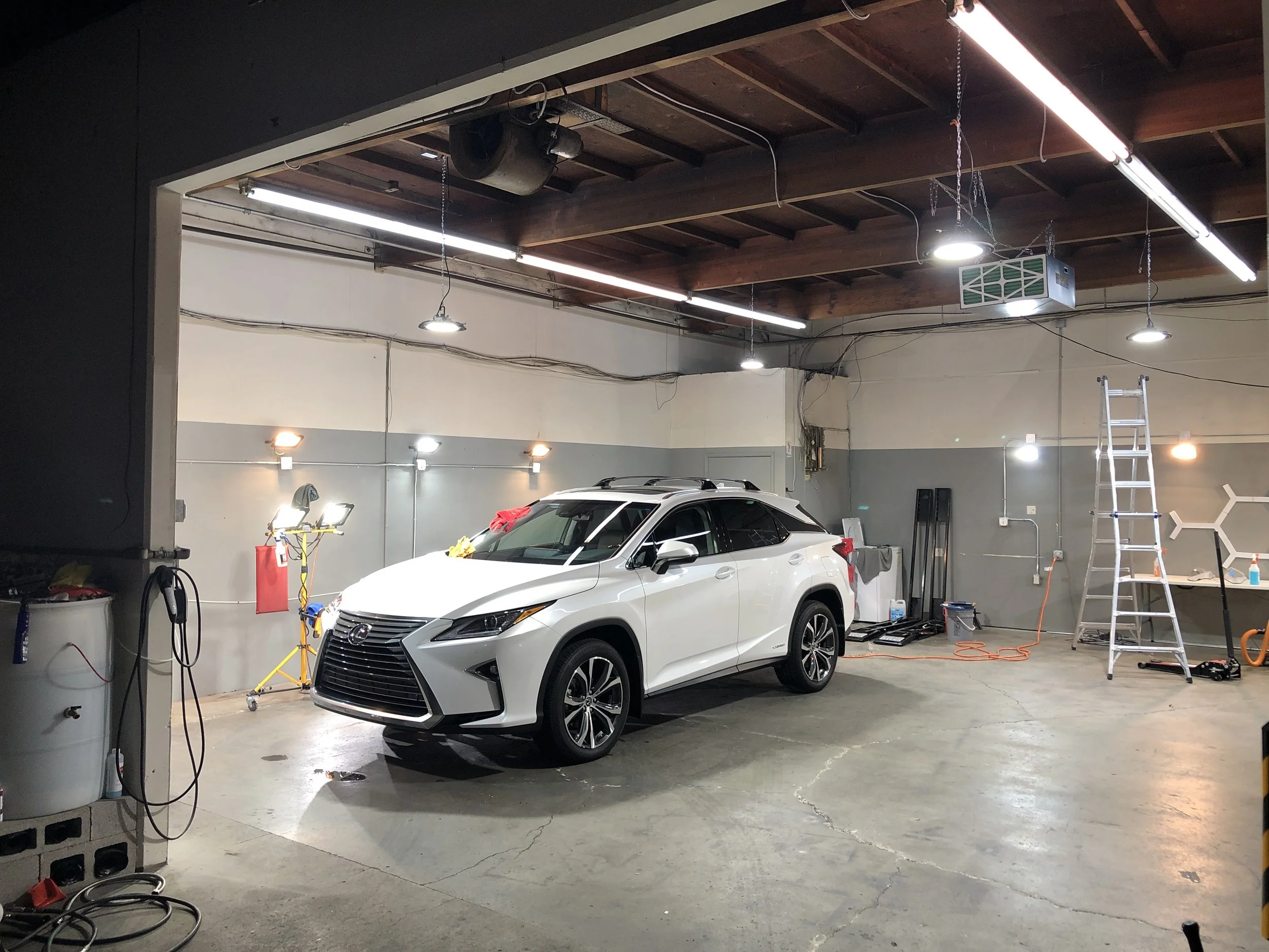 2019 Lexus RX450 (Eminent White Pearl)