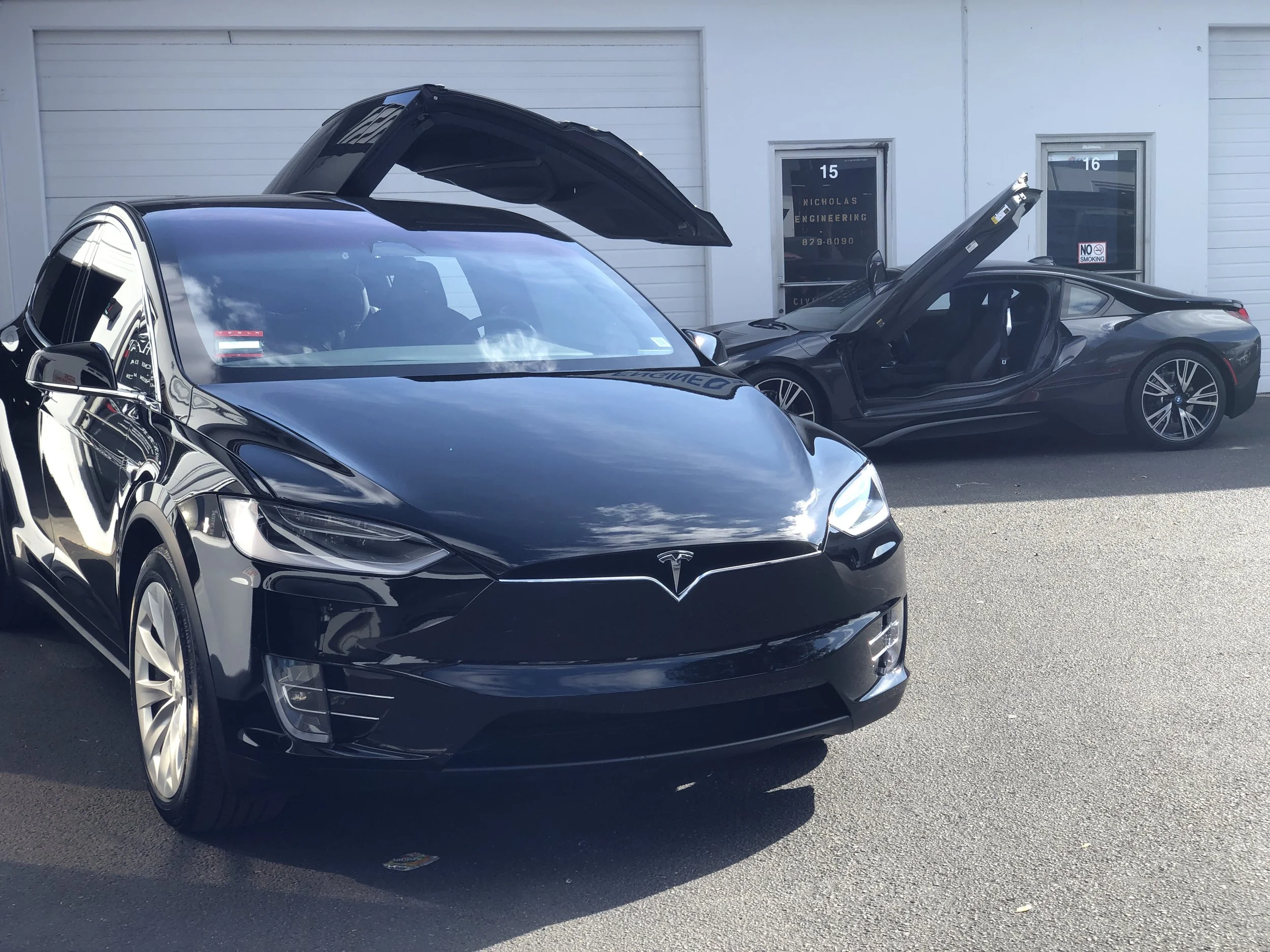 2019 Tesla Model X (Solid Black)