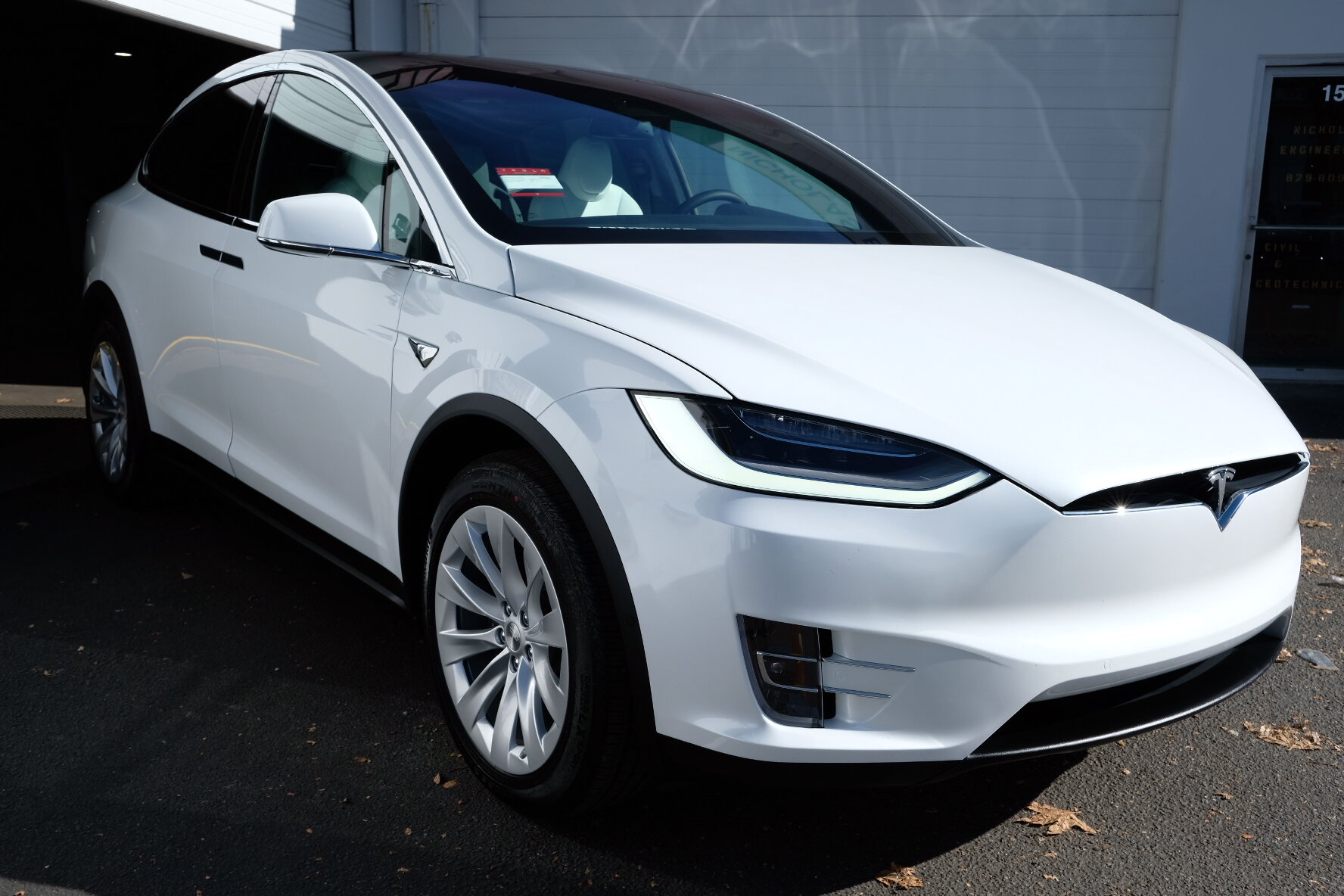 2020 Tesla Model X (Multicoat White) — Detailership™