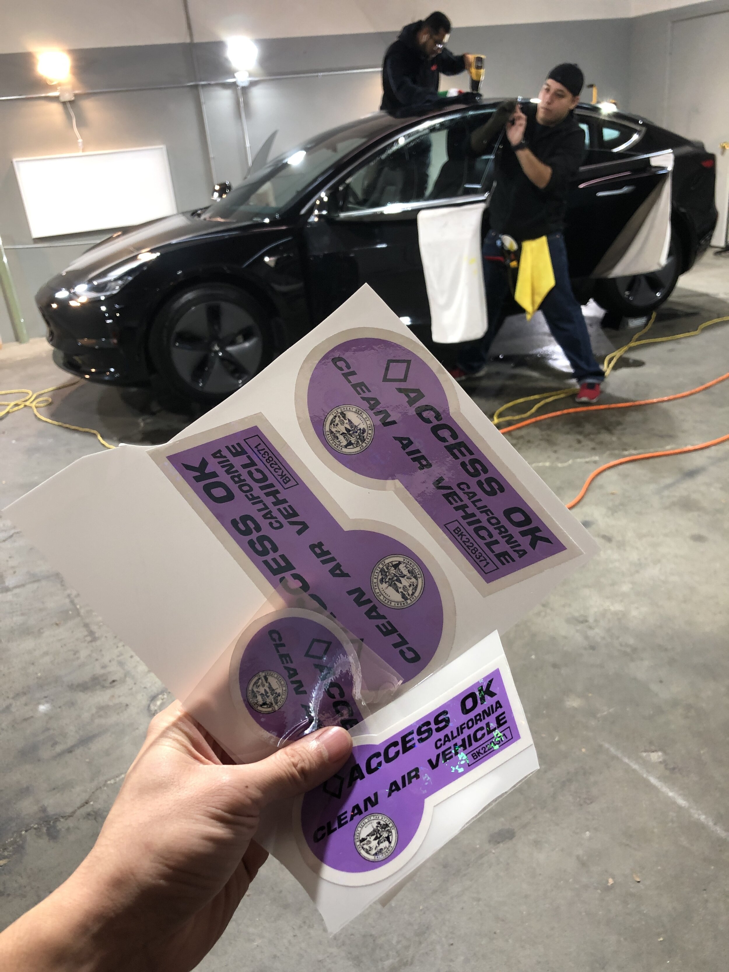 Watch How To Properly Apply HOV Stickers To Tesla Model 3
