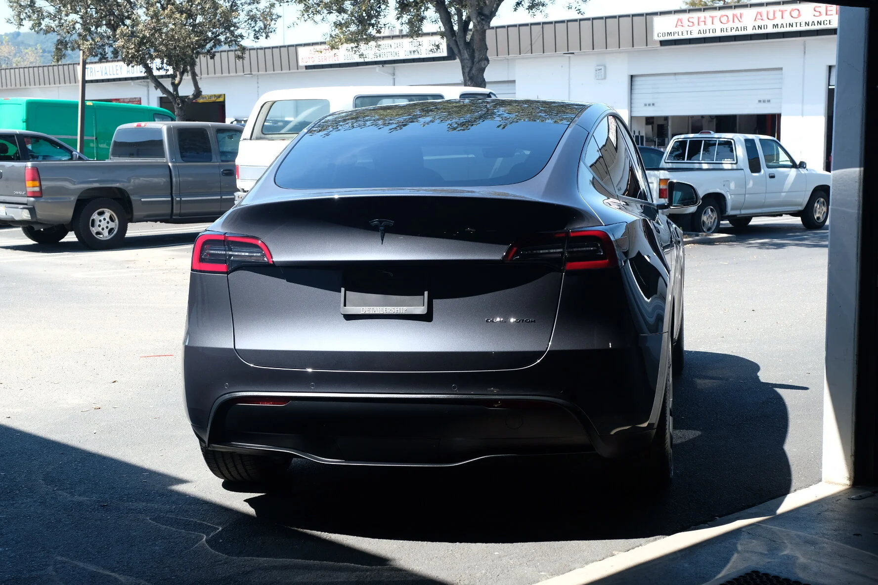 TESLA MODEL Y GREY Priezor