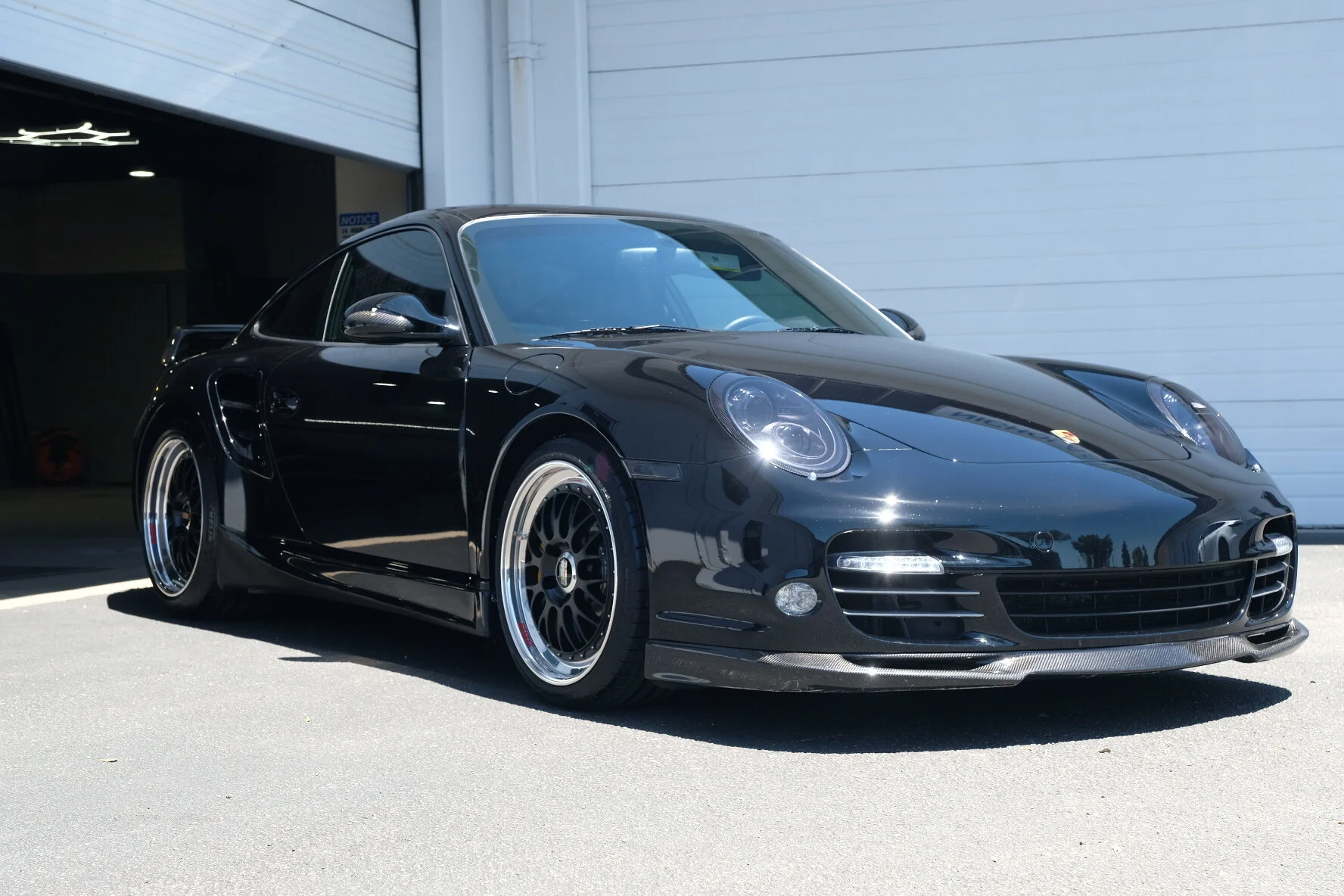 2010 Porsche 911.2 Turbo S (Black)