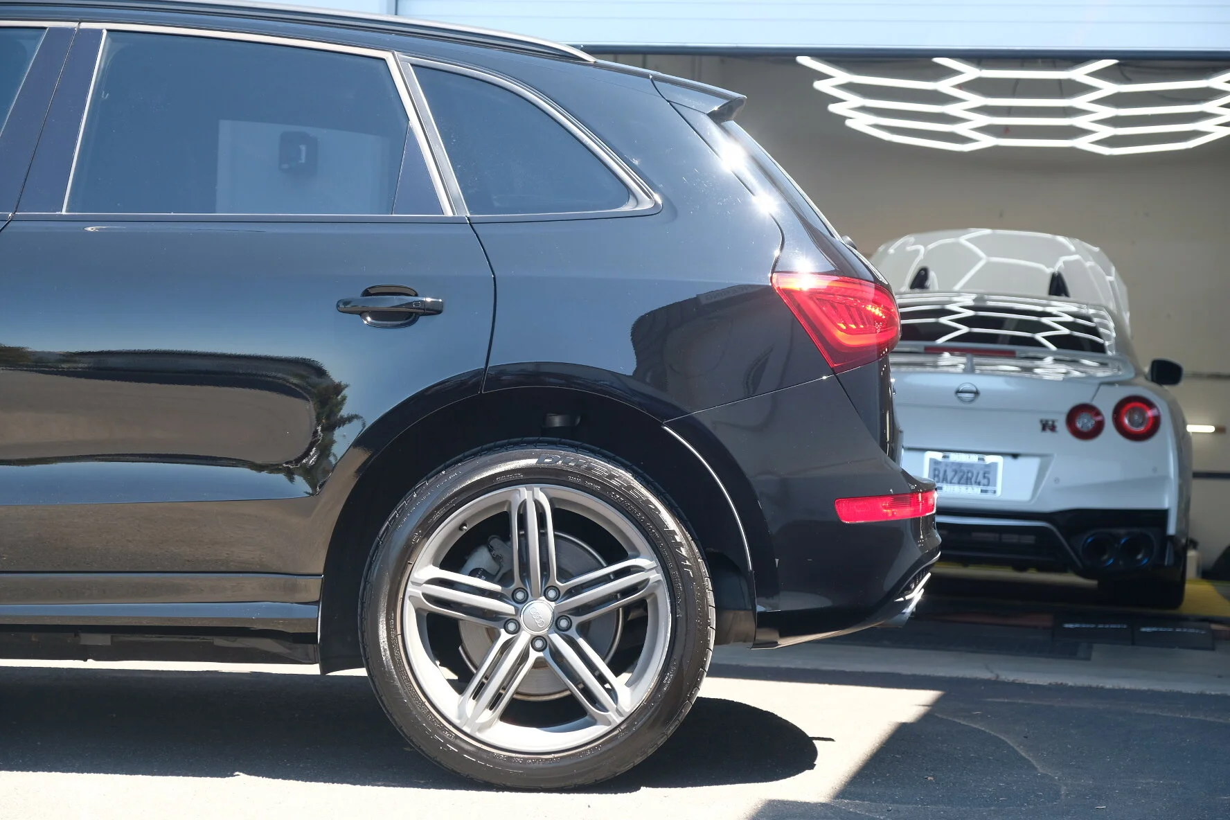 2015 Audi Q5 (Brilliant Black)
